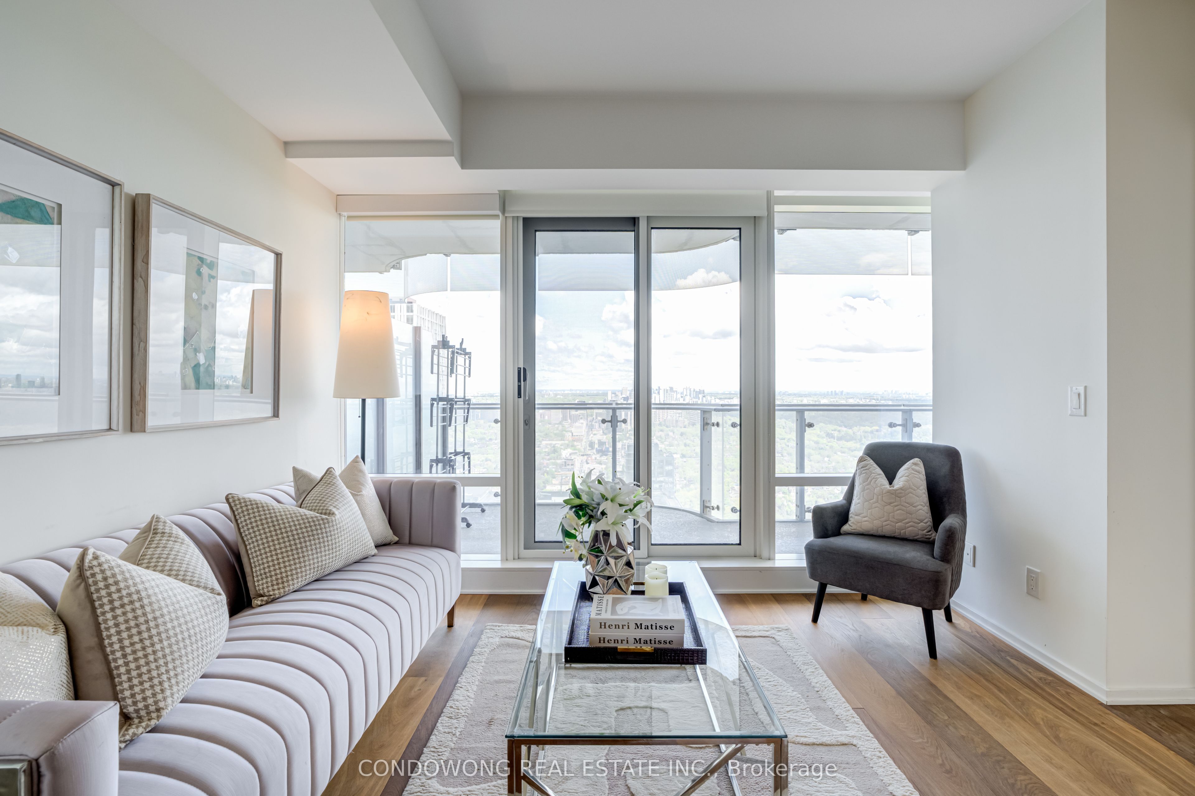 1 Bloor Street E 4710