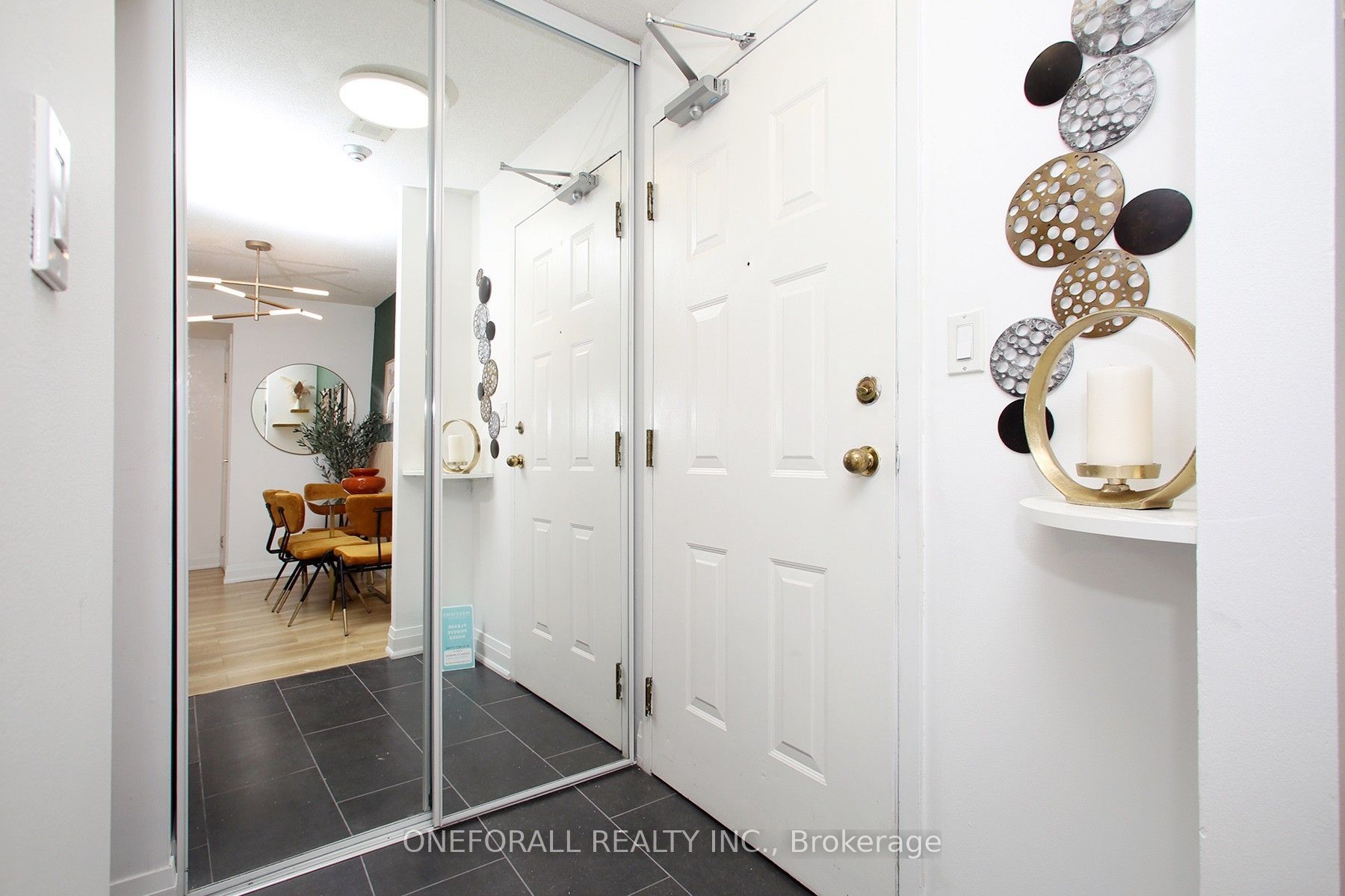 222 The Esplanade 633 Property Photo 6