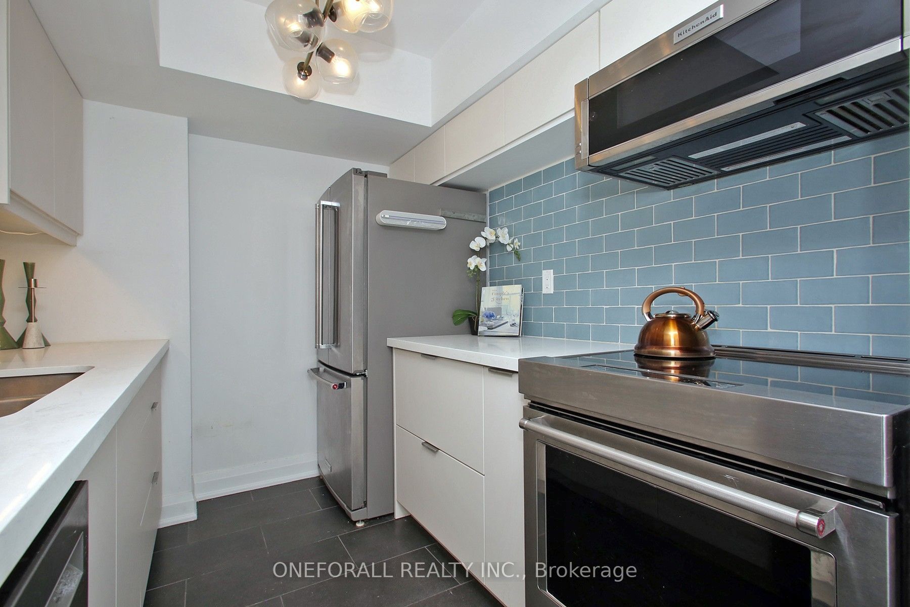 222 The Esplanade 633 Property Photo 7