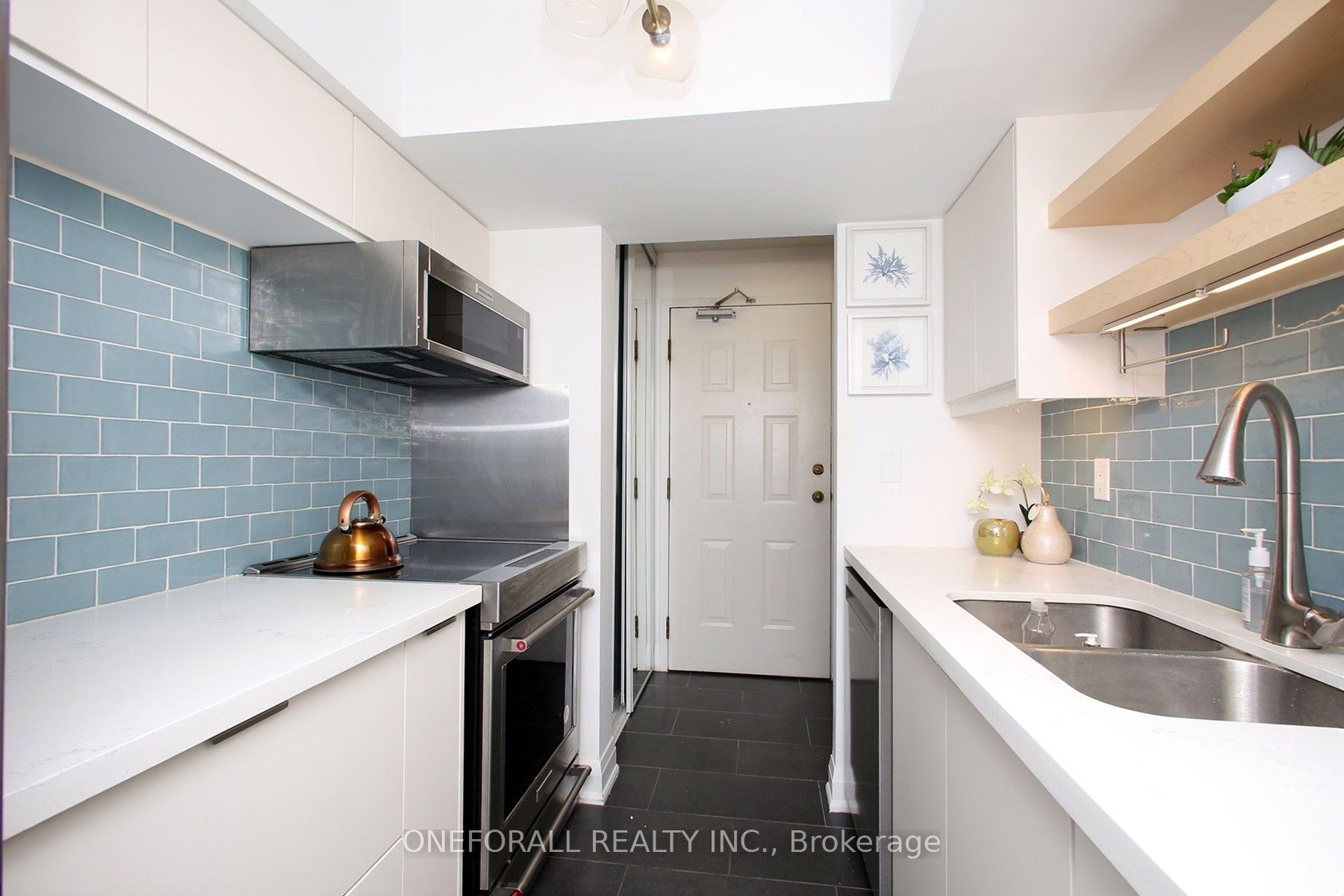 222 The Esplanade 633 Property Photo 9