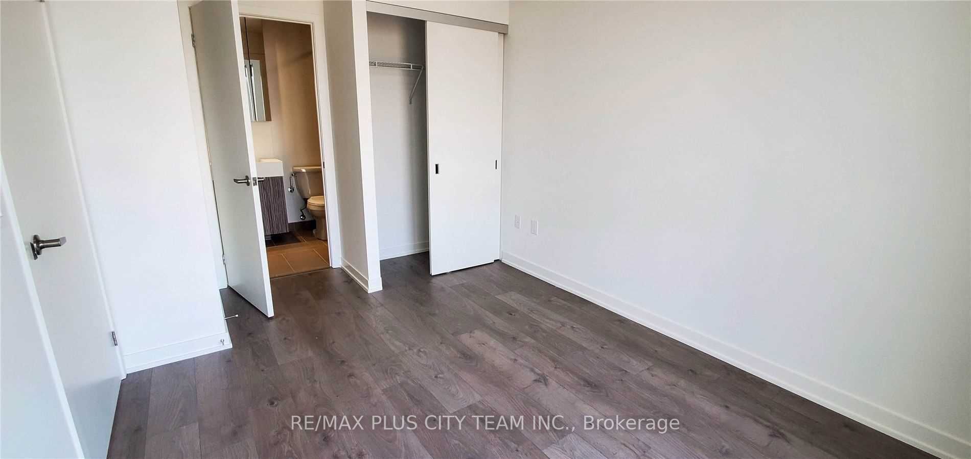 20 Richardson Street 1510 Property Photo 9