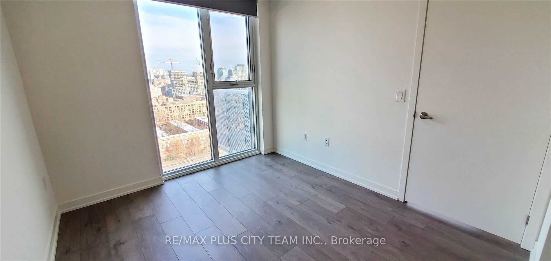 20 Richardson Street 1510 Property Photo 13