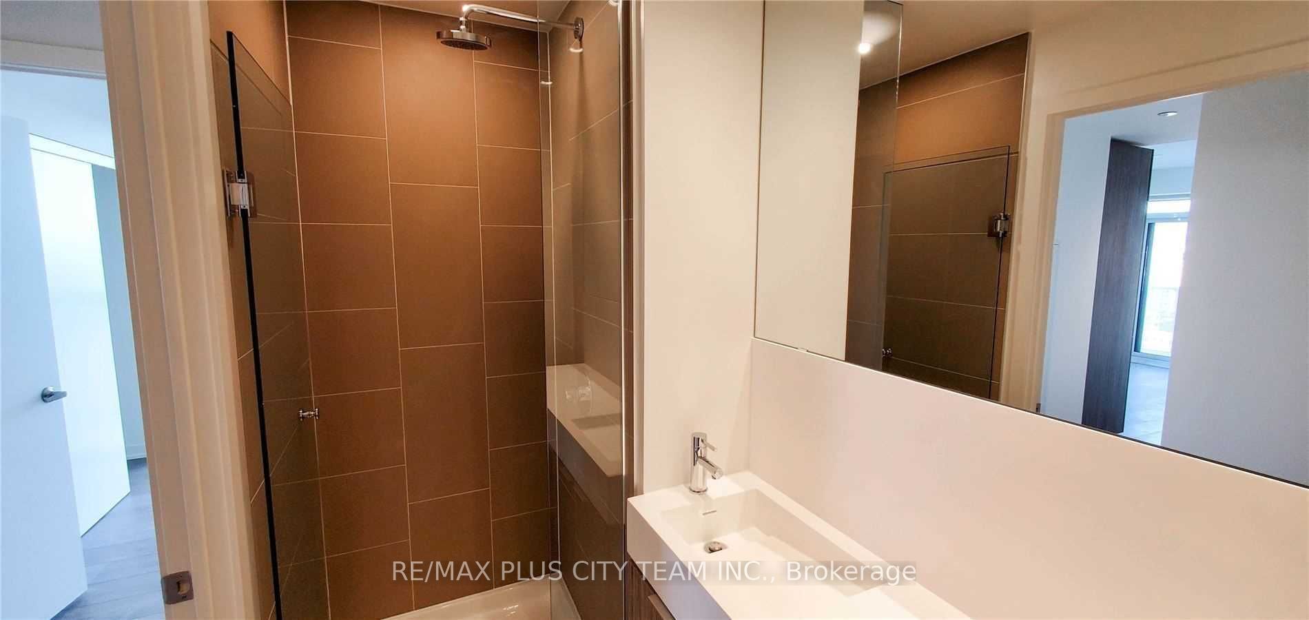 20 Richardson Street 1510 Property Photo 14
