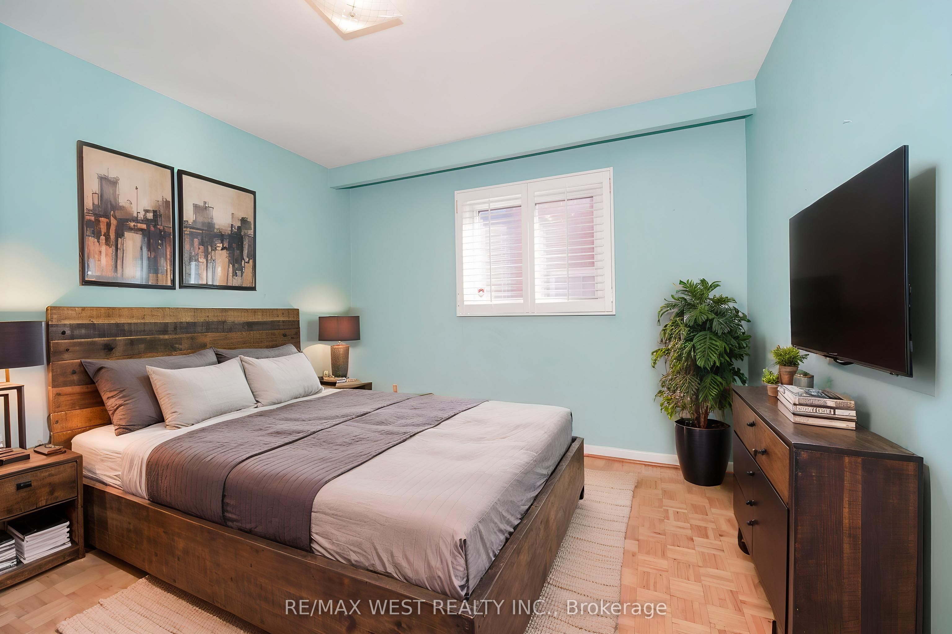 61 Bickerton Crescent Property Photo 8