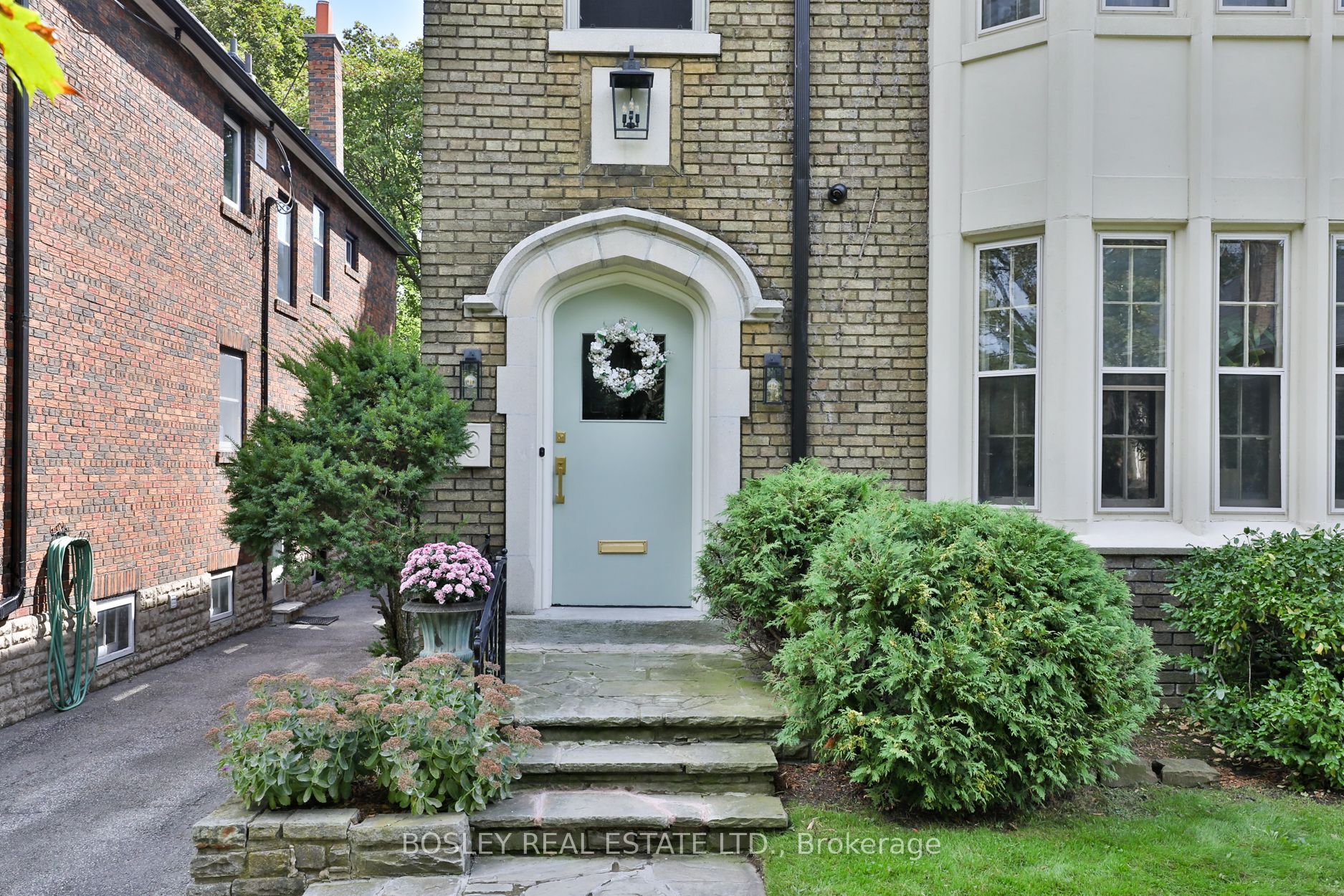 43 Whitehall Road Property Photo 2