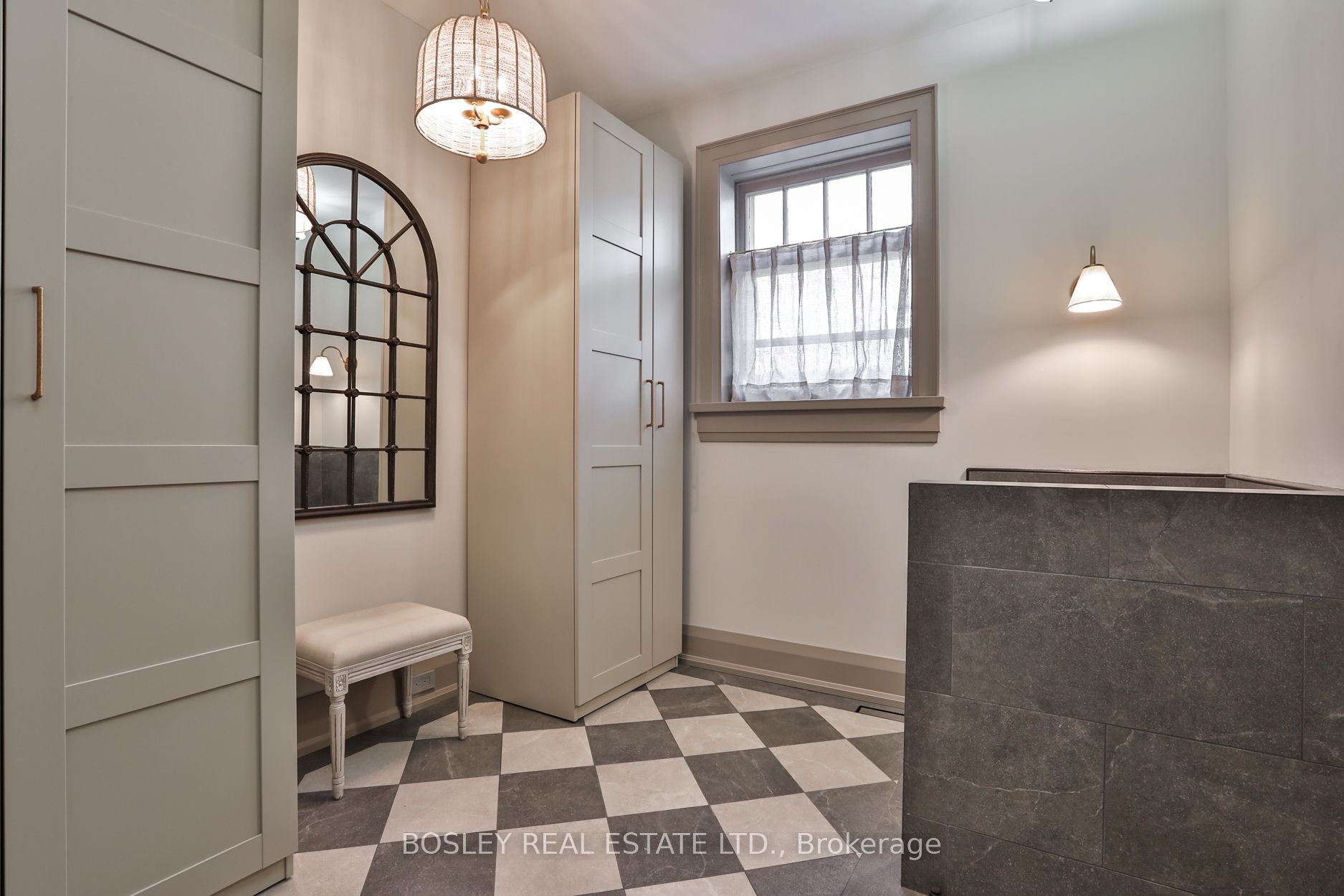 43 Whitehall Road Property Photo 17