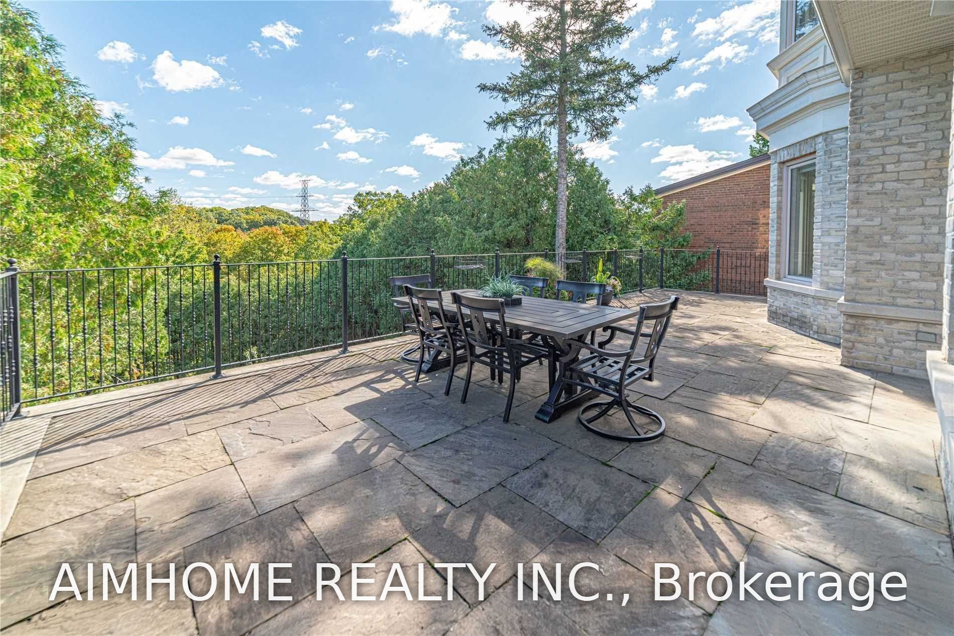19 Brockington Crescent Property Photo 10