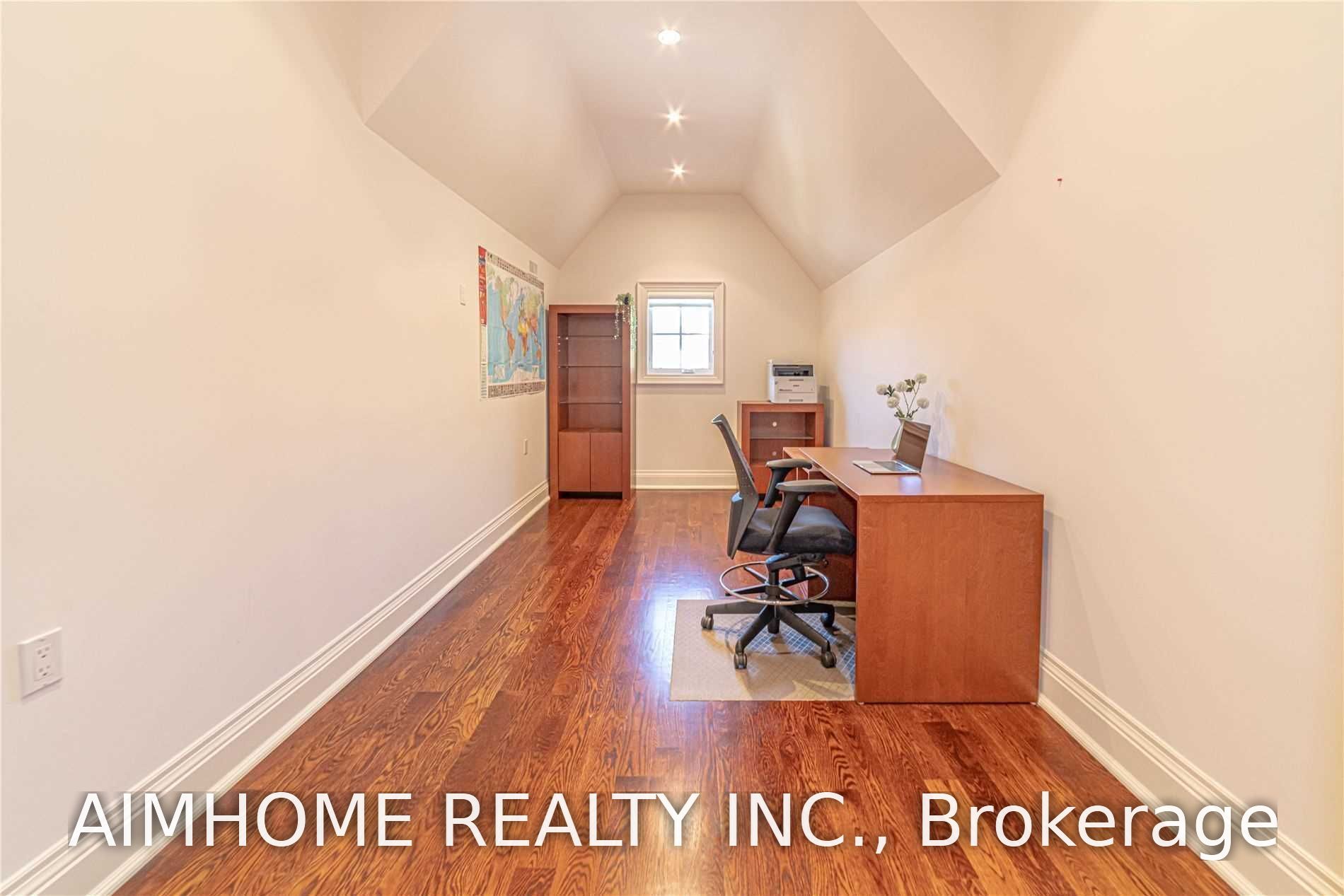 19 Brockington Crescent Property Photo 12