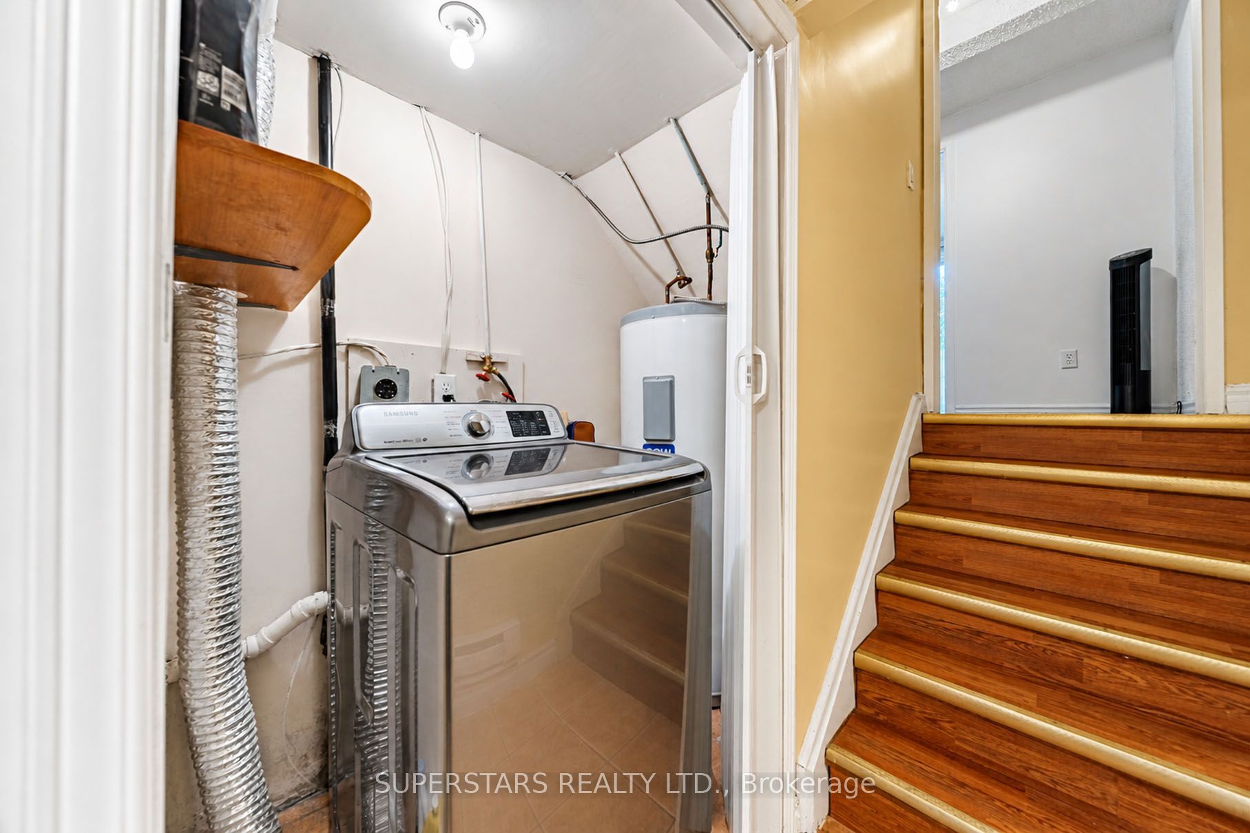 29 Jenny Wrenway Property Photo 28