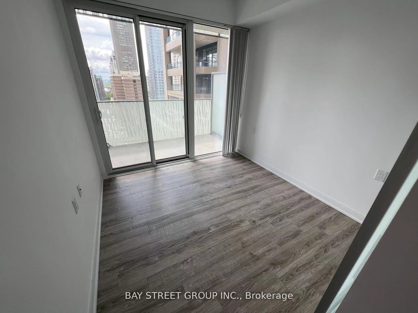 42 Charles Street 1704 Property Photo 6
