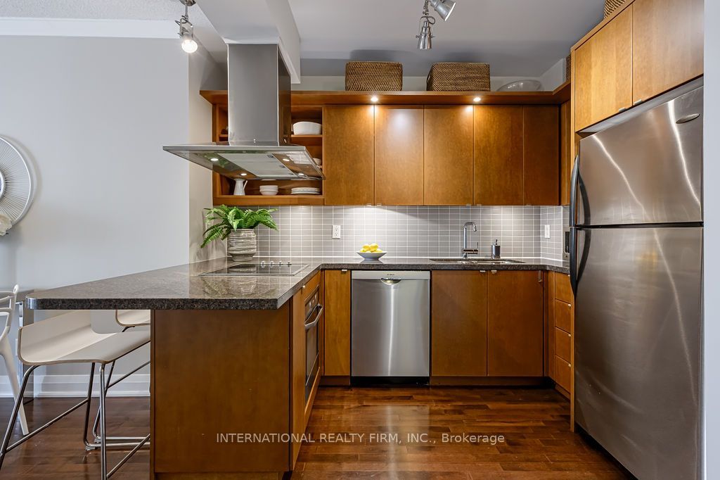 1430 Yonge Street 204 Property Photo 8