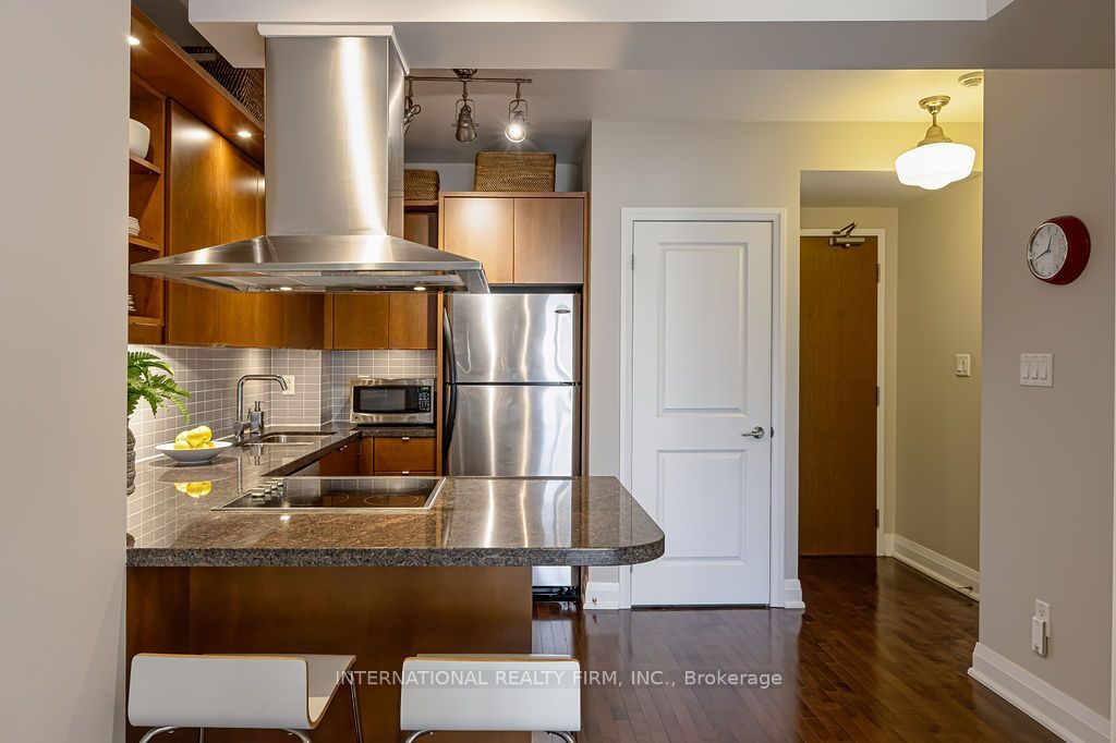 1430 Yonge Street 204 Property Photo 12