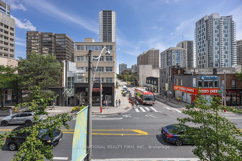 1430 Yonge Street 204 Property Photo 21