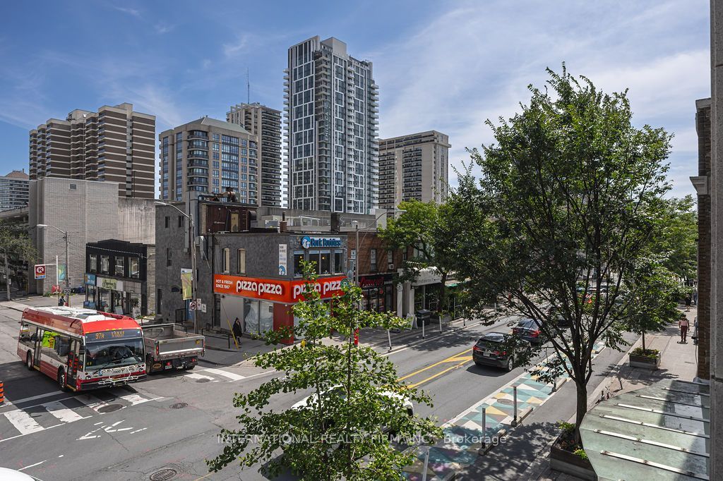 1430 Yonge Street 204 Property Photo 22
