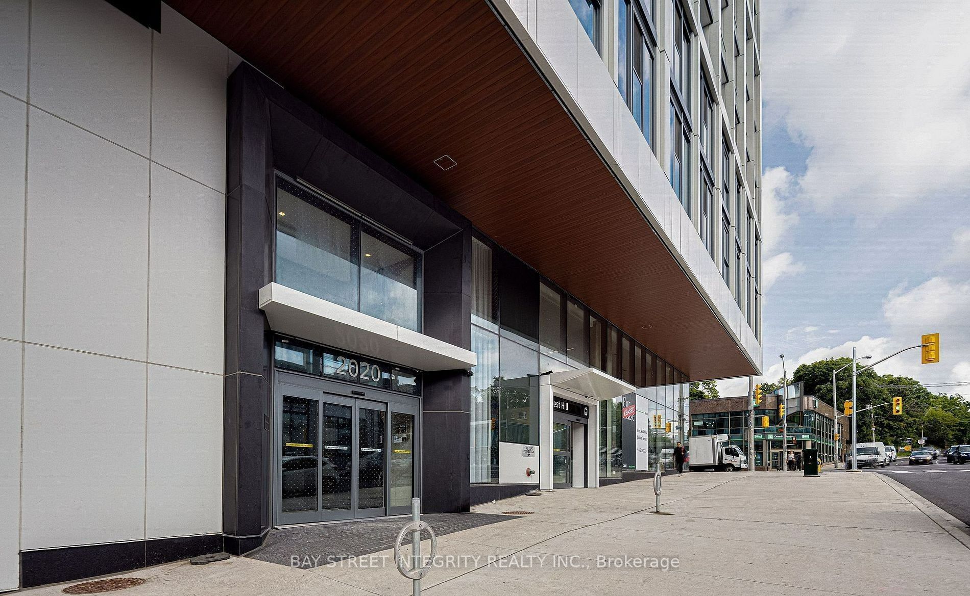2020 Bathurst Street 1718 Property Photo 2