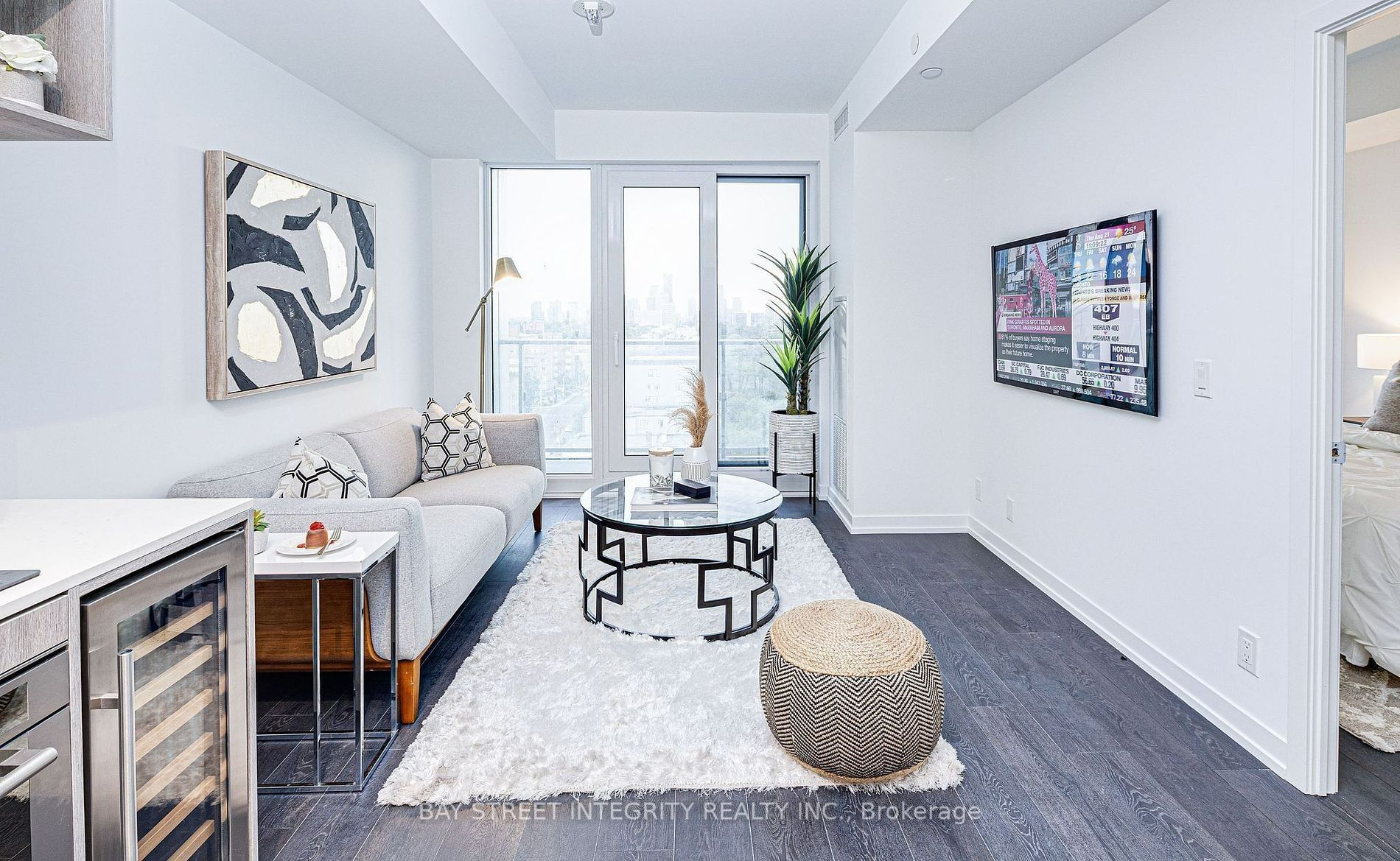2020 Bathurst Street 1718 Property Photo 6