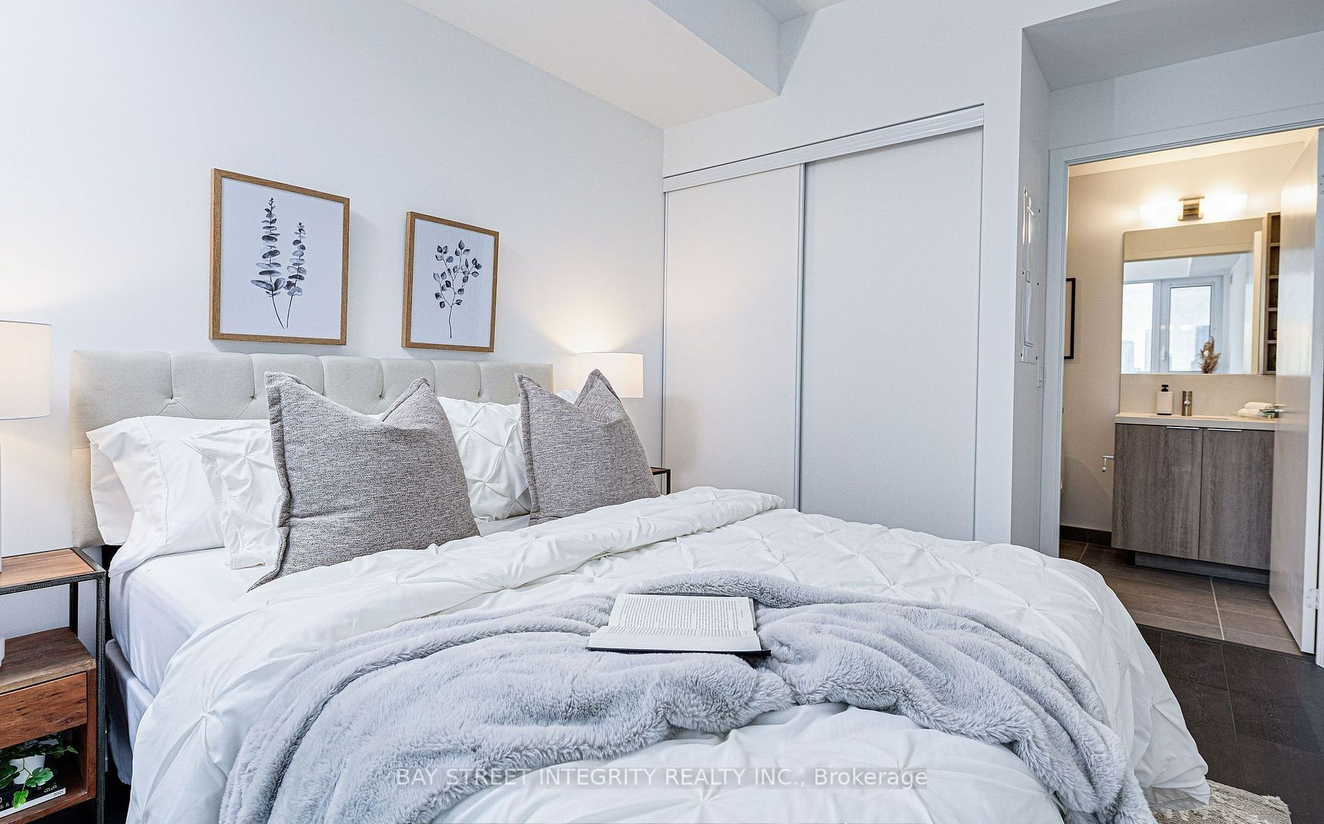 2020 Bathurst Street 1718 Property Photo 12