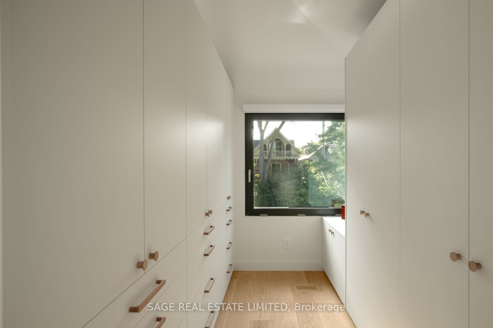 47 Delaware Avenue Property Photo 31