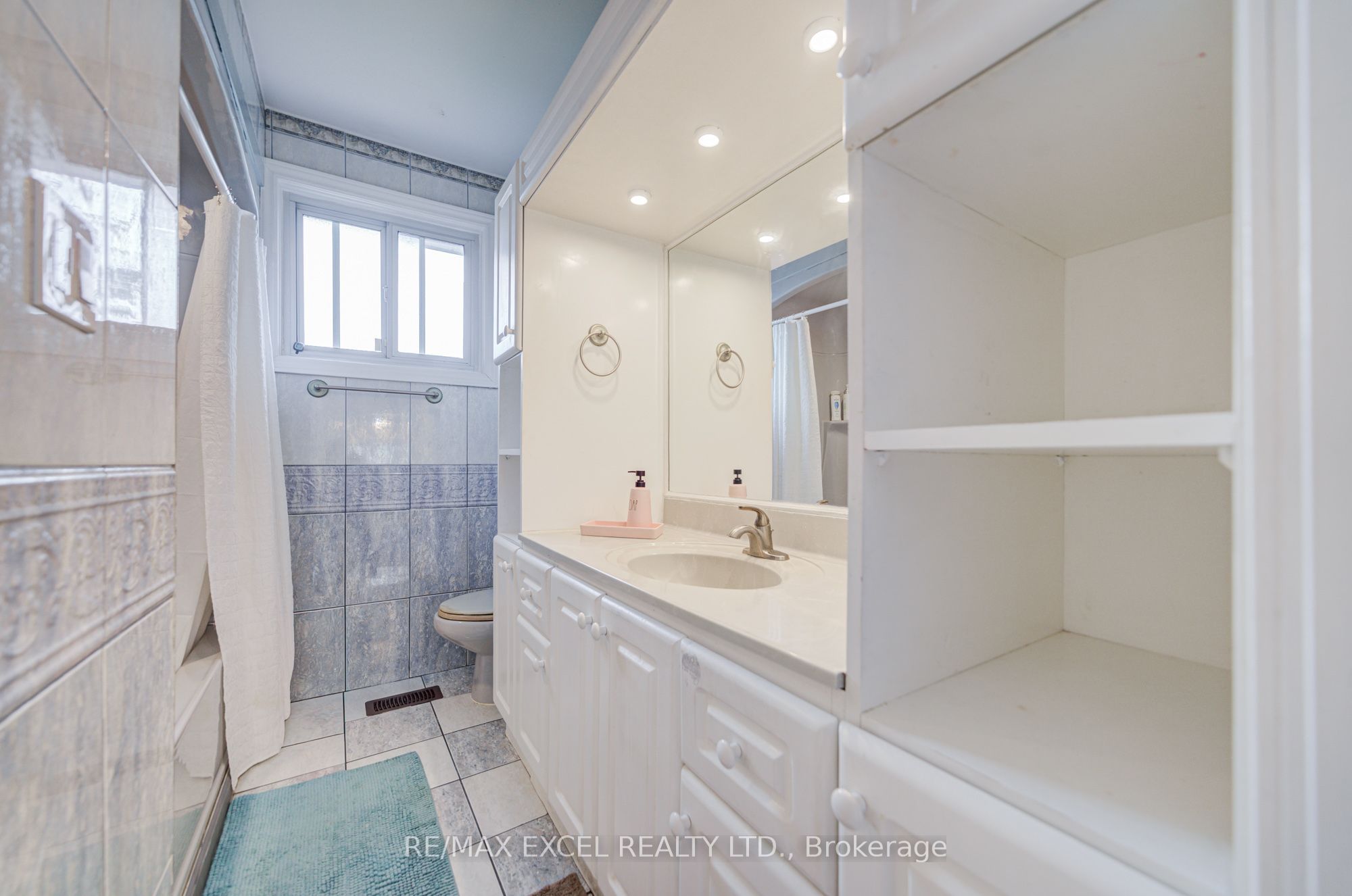 155 Edmonton Drive Property Photo 31