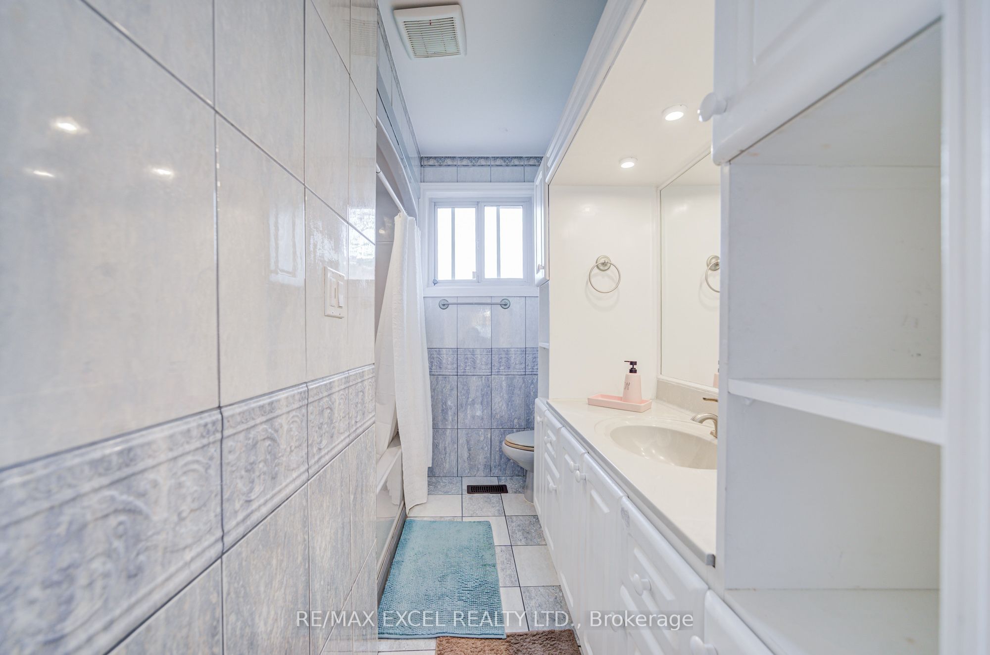 155 Edmonton Drive Property Photo 32