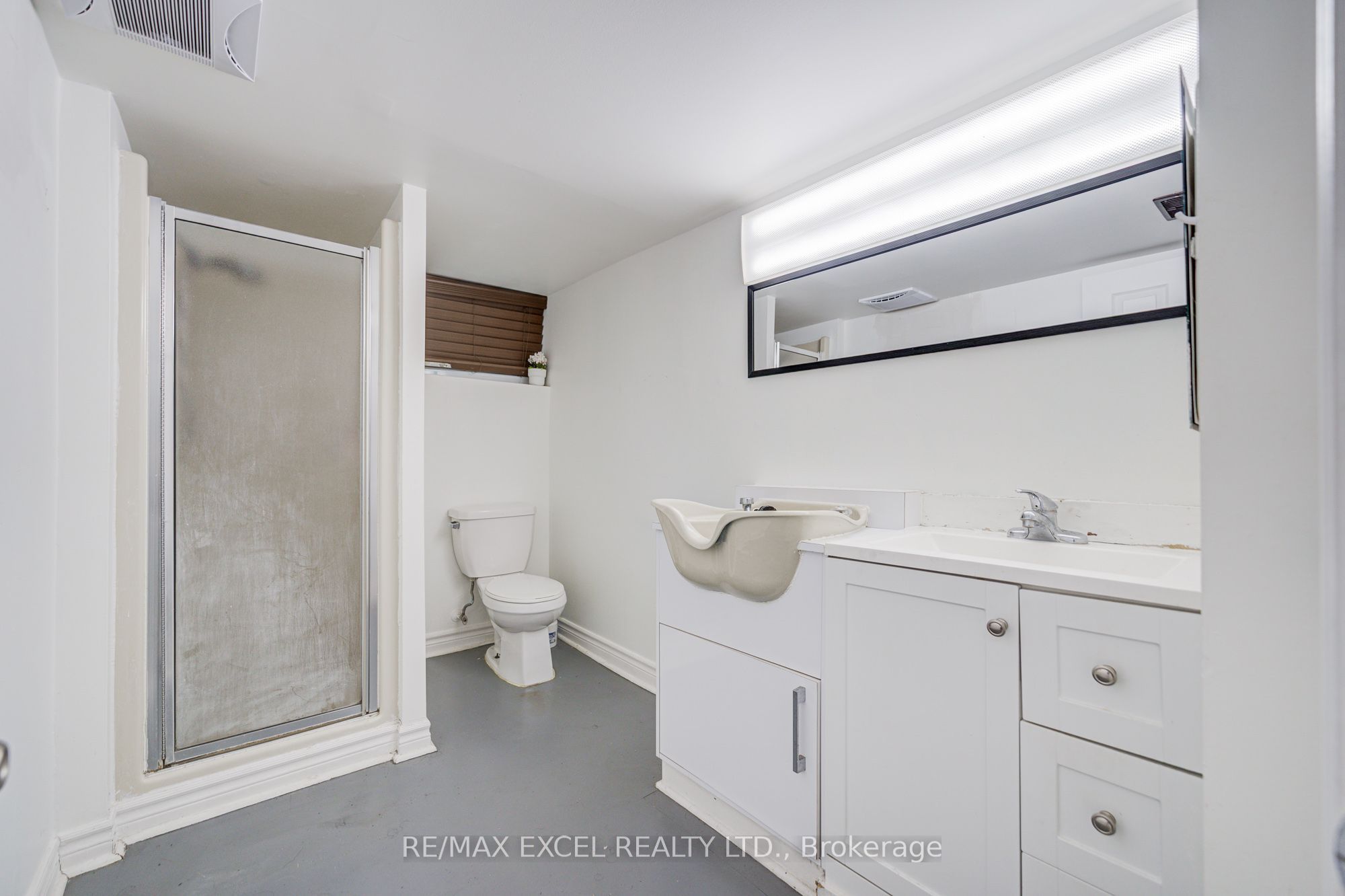 155 Edmonton Drive Property Photo 41