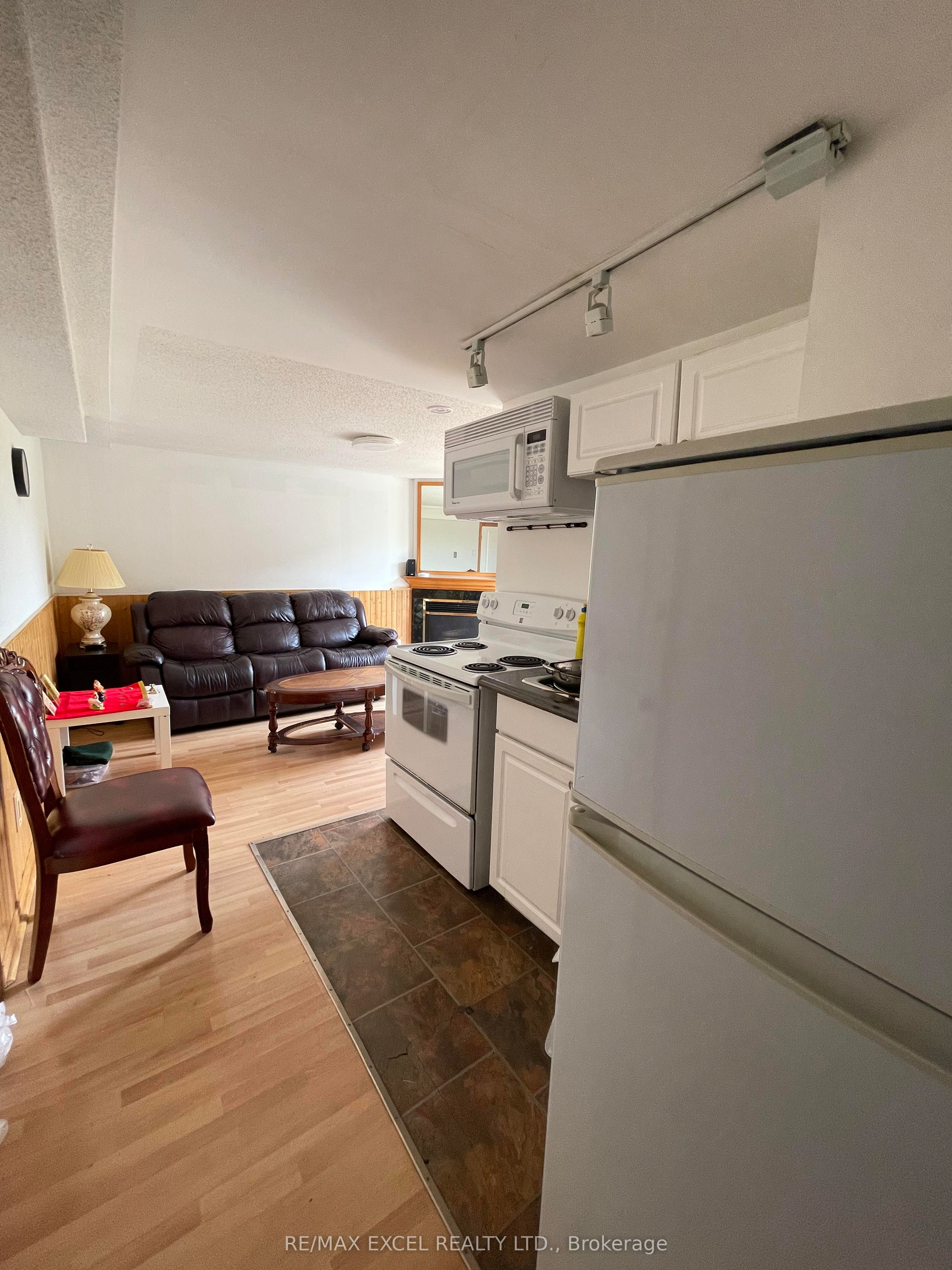 155 Edmonton Drive Property Photo 44