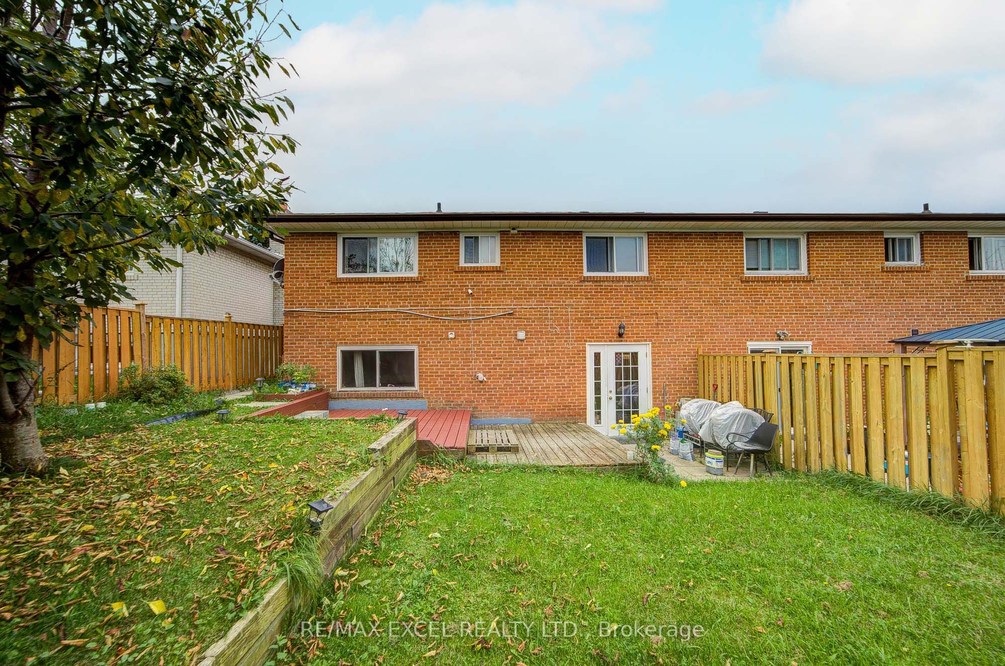 155 Edmonton Drive Property Photo 45