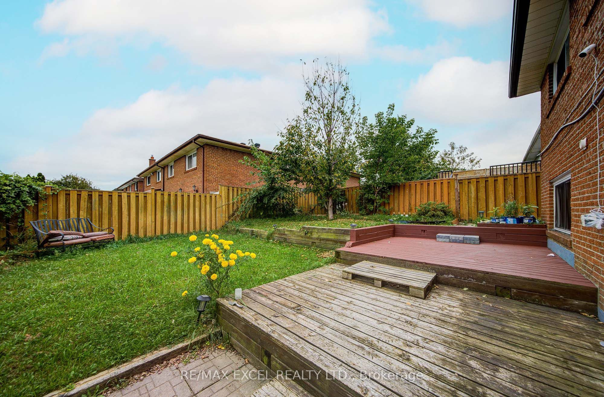 155 Edmonton Drive Property Photo 46
