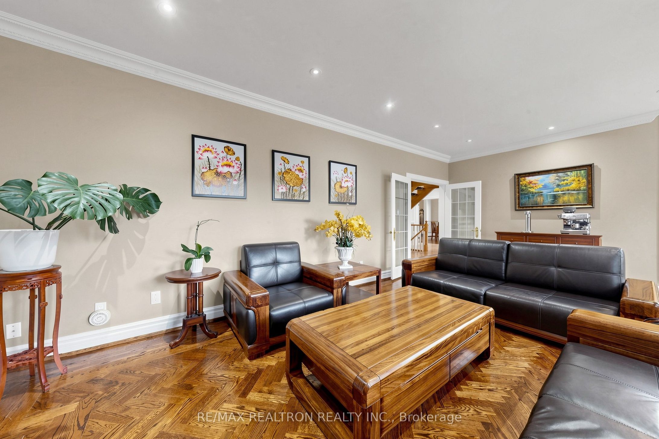 176 Elmwood Avenue Property Photo 13