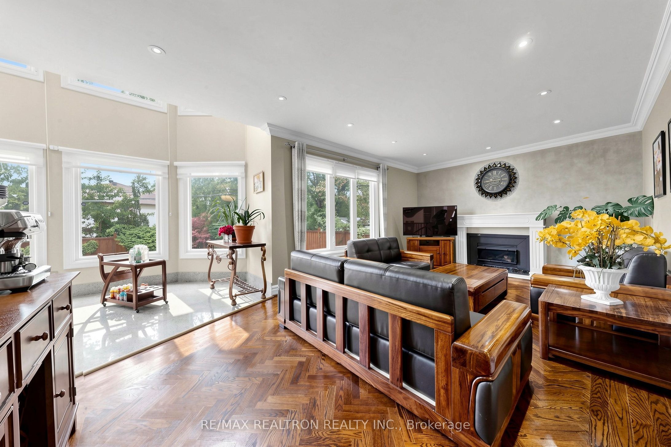 176 Elmwood Avenue Property Photo 14