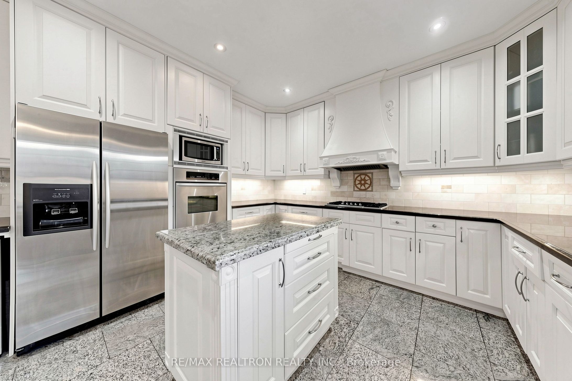 176 Elmwood Avenue Property Photo 17