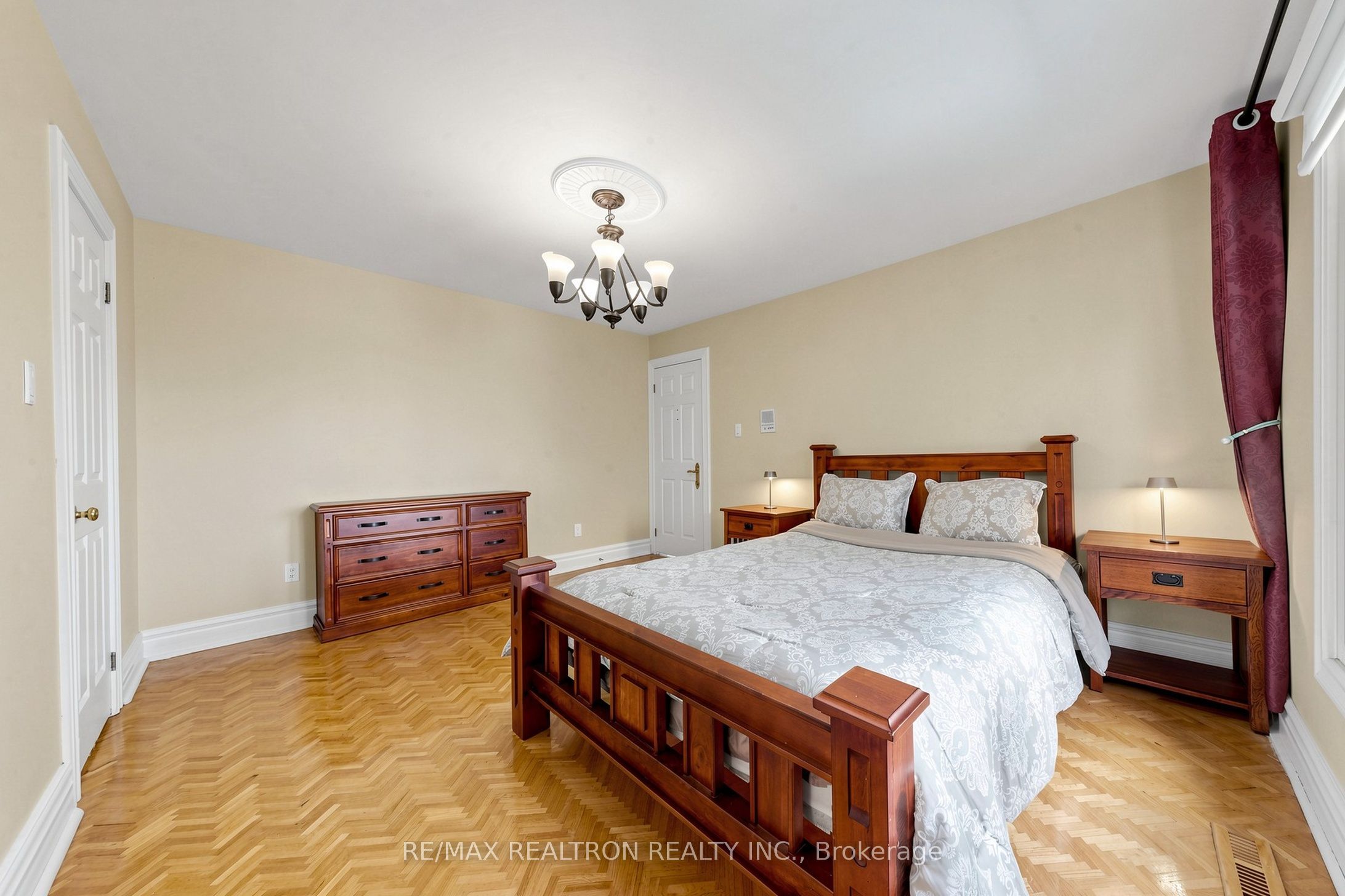 176 Elmwood Avenue Property Photo 32