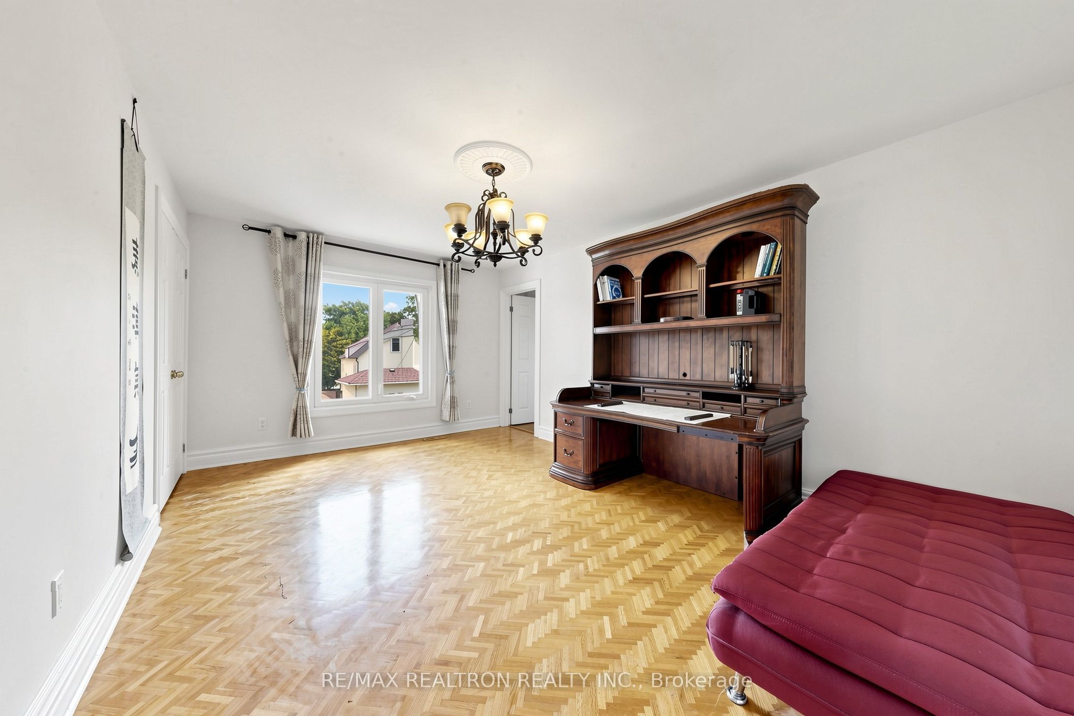 176 Elmwood Avenue Property Photo 34
