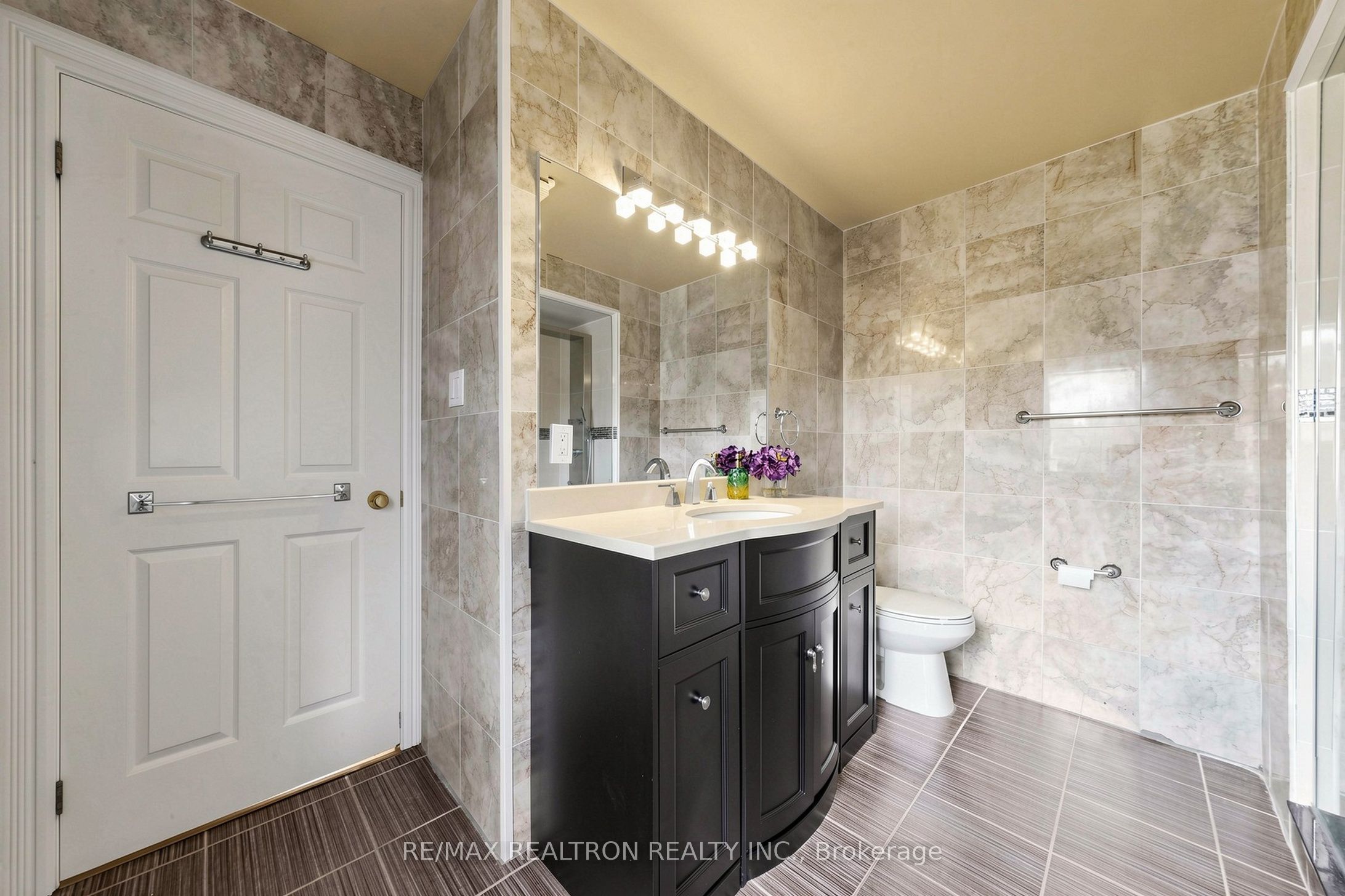 176 Elmwood Avenue Property Photo 36