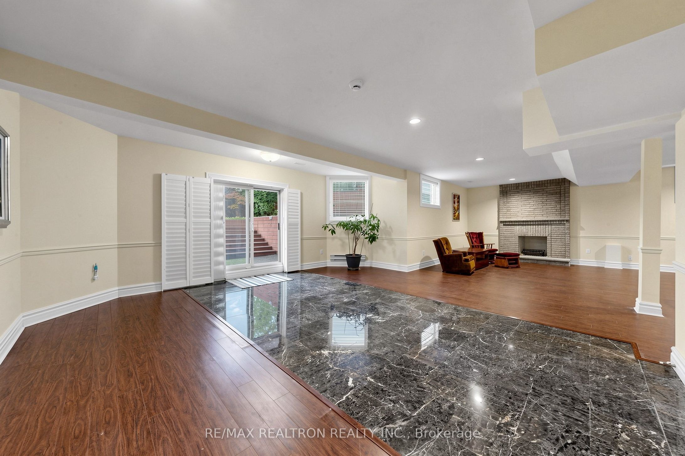 176 Elmwood Avenue Property Photo 43