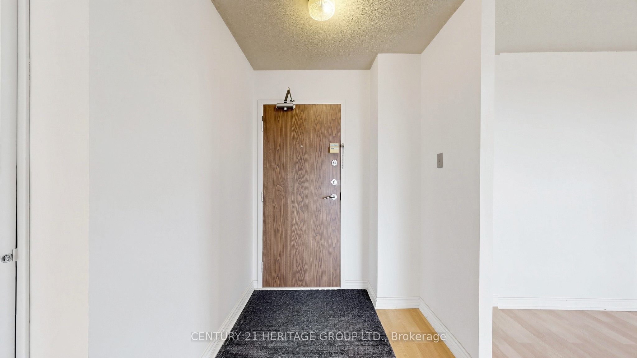 80 Antibes Drive 1503 Property Photo 29