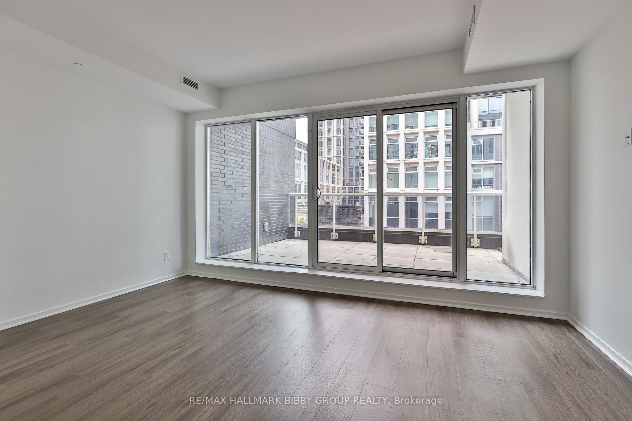 783 Bathurst Street 422 Property Photo 1