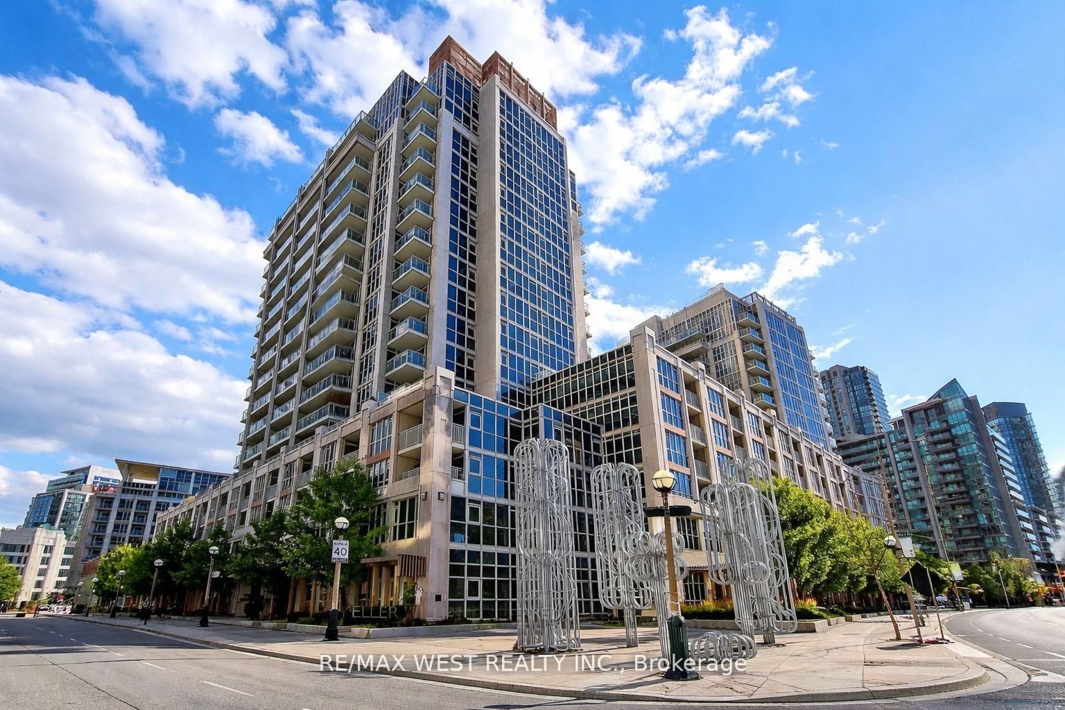 38 Grand Magazine Street 342 Property Photo 1