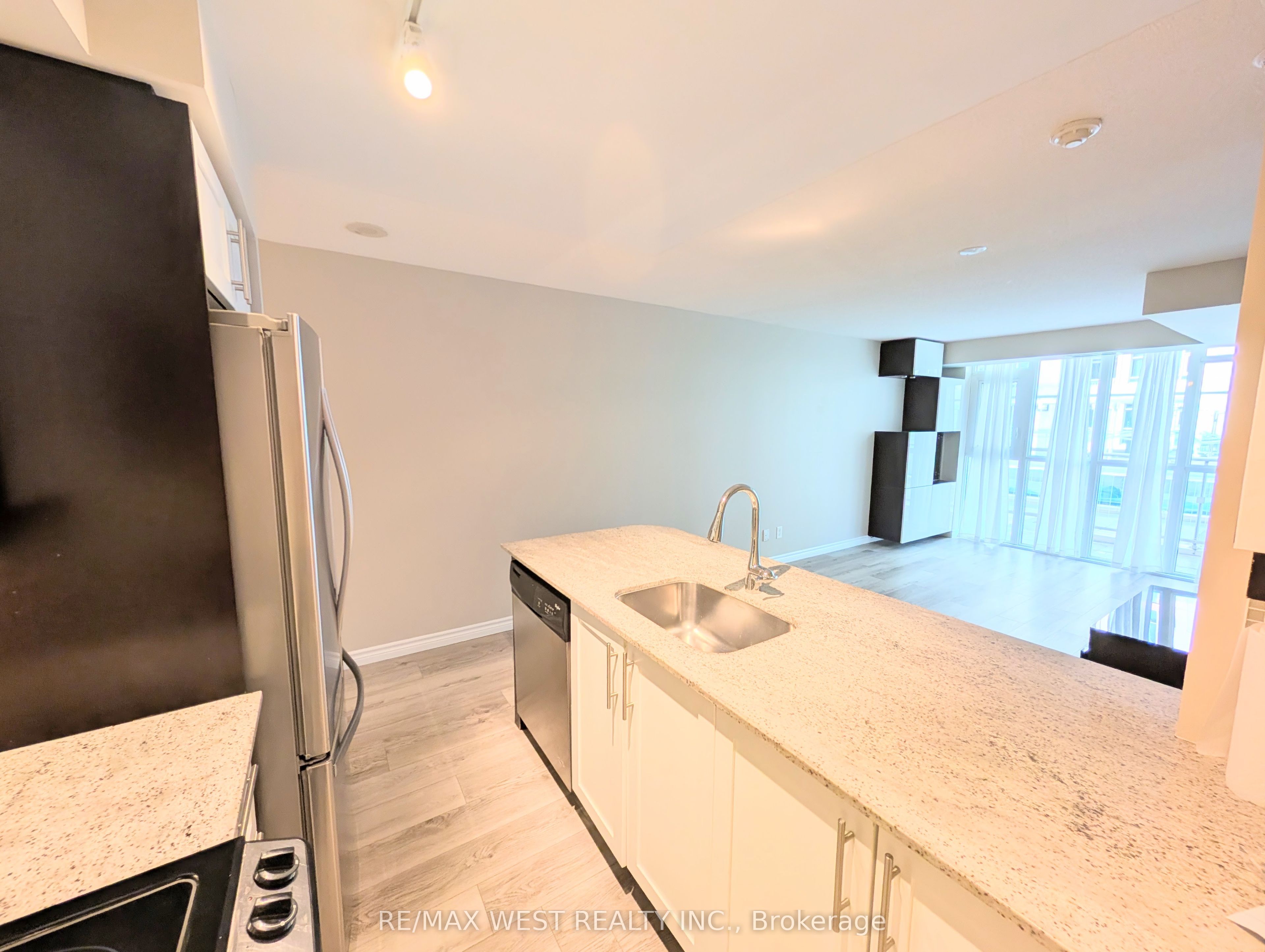 38 Grand Magazine Street 342 Property Photo 5