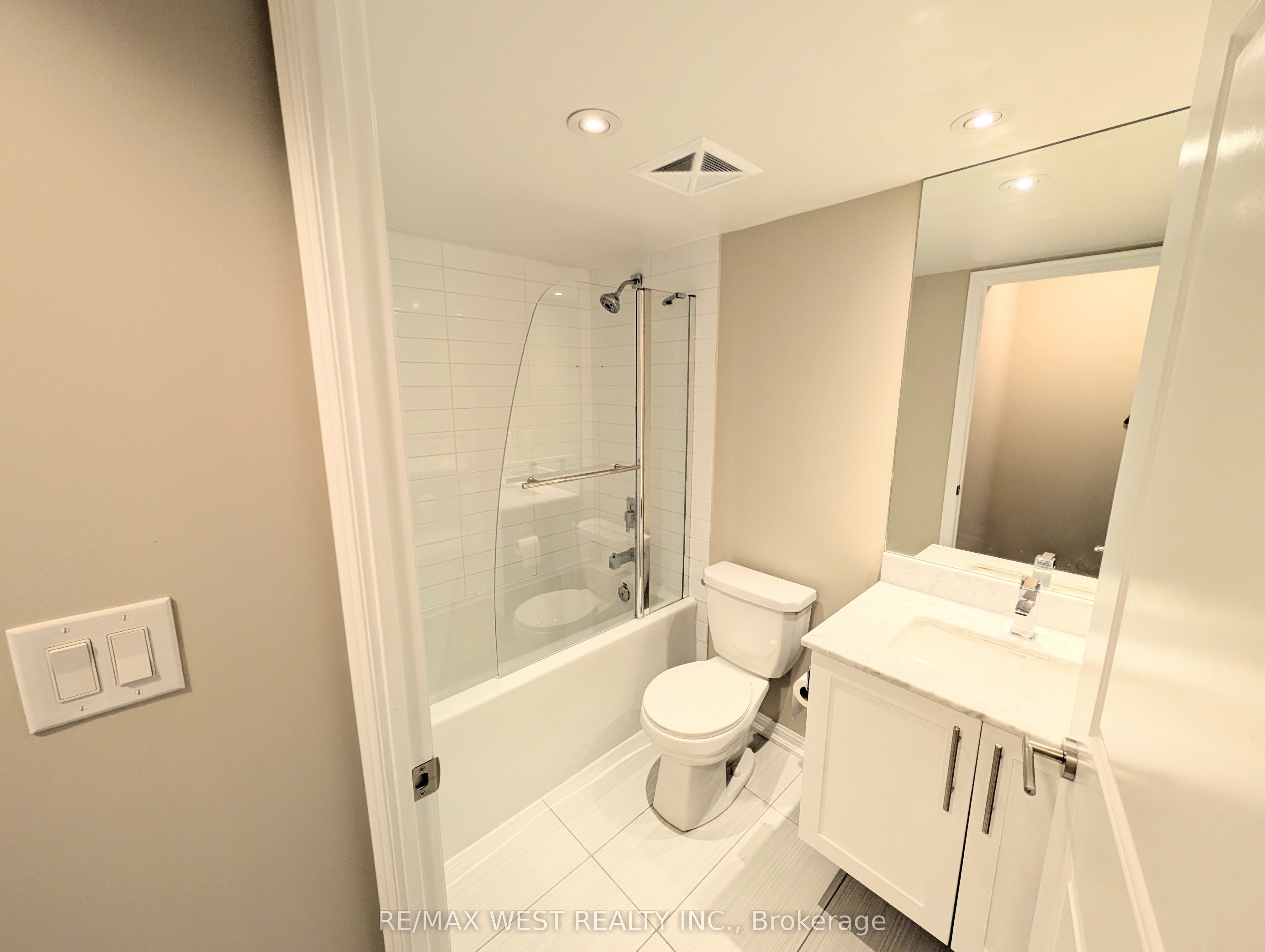 38 Grand Magazine Street 342 Property Photo 21