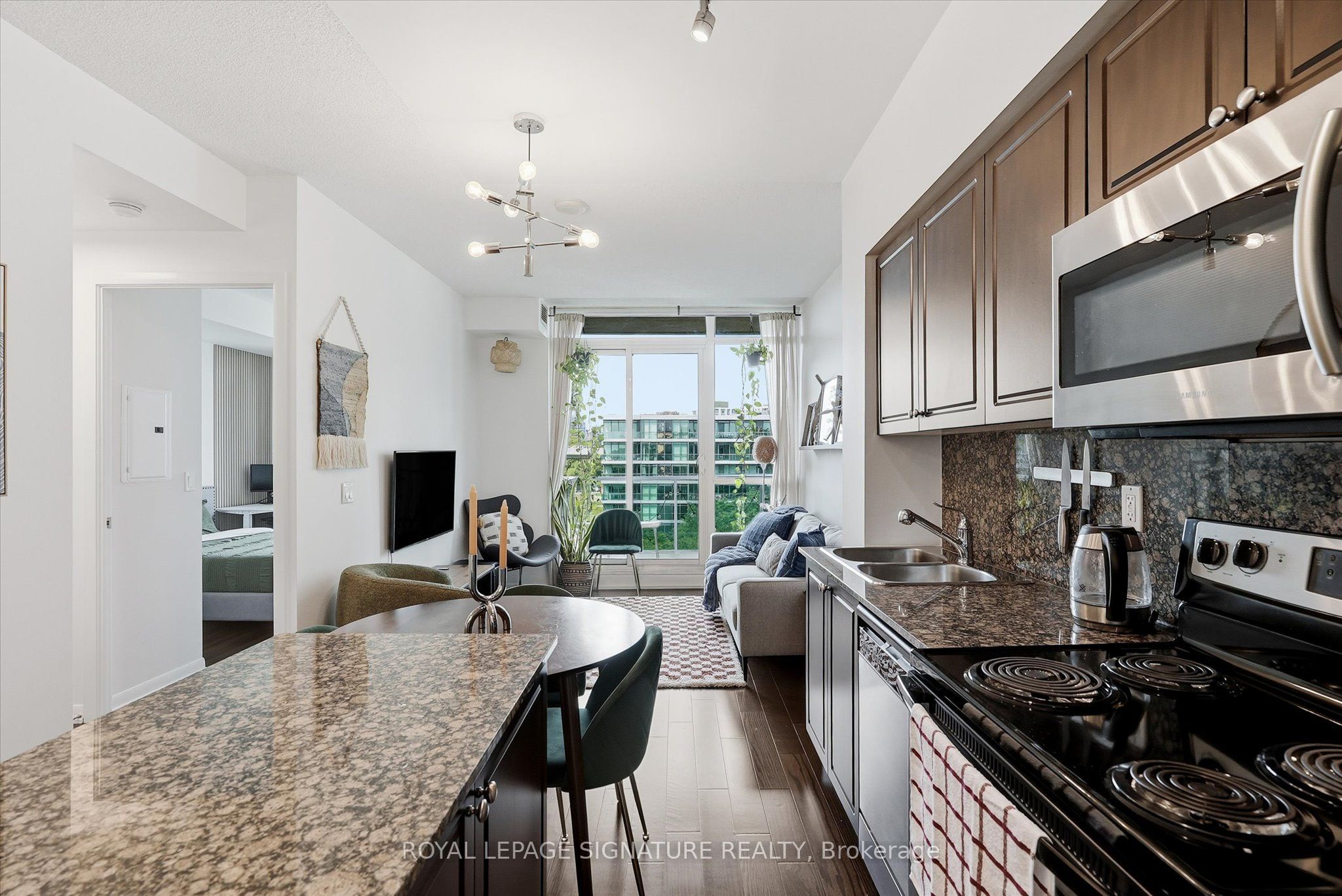 215 Fort York Boulevard 711 Property Photo 1