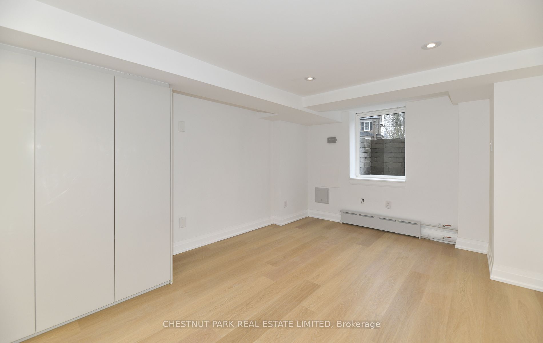 11 Rose Park Crescent Lower Property Photo 8