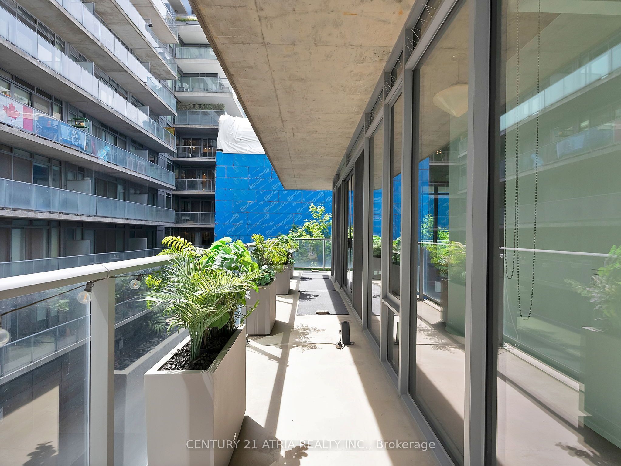 95 Bathurst Street 318 Property Photo 15