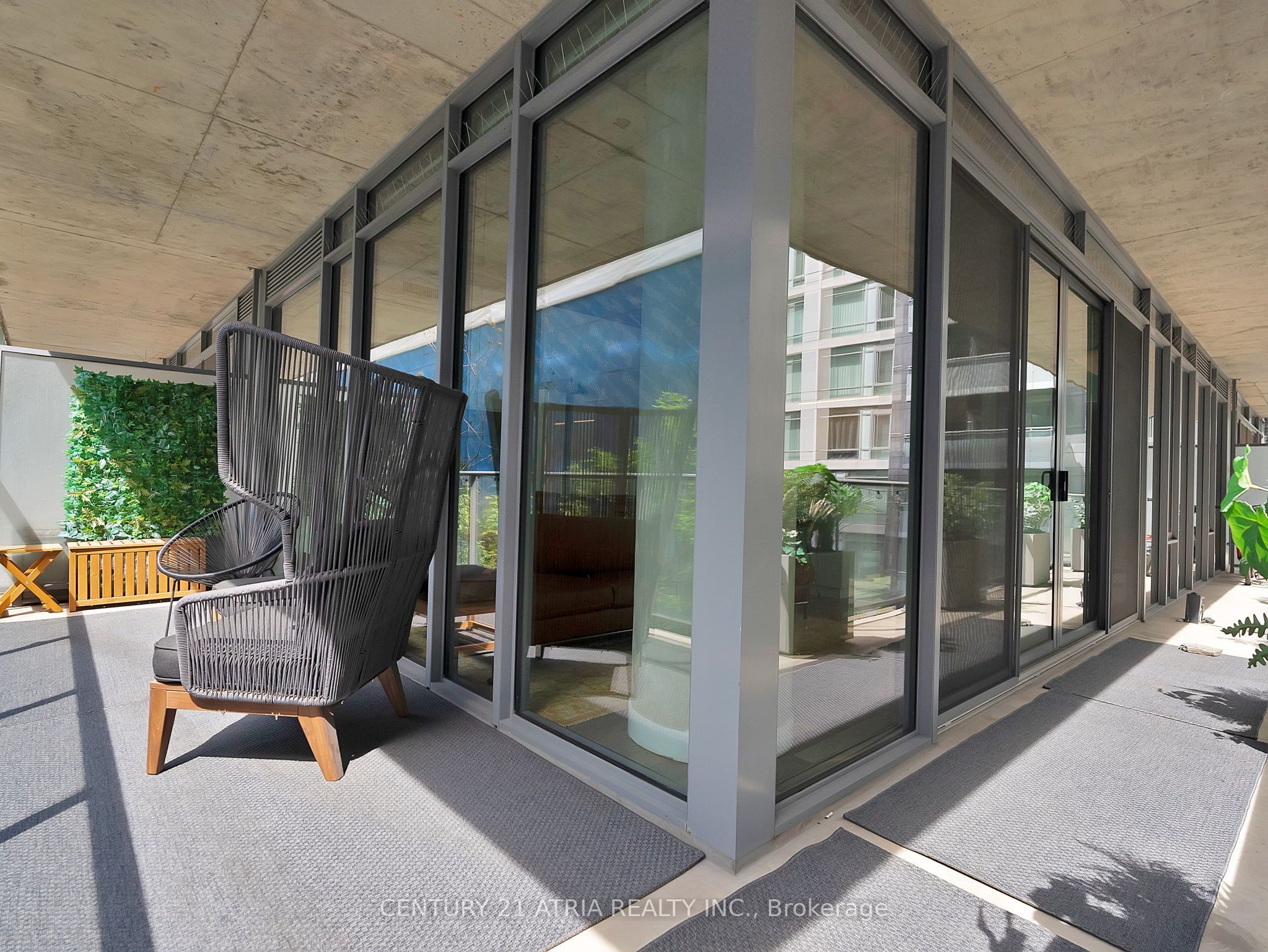 95 Bathurst Street 318 Property Photo 16