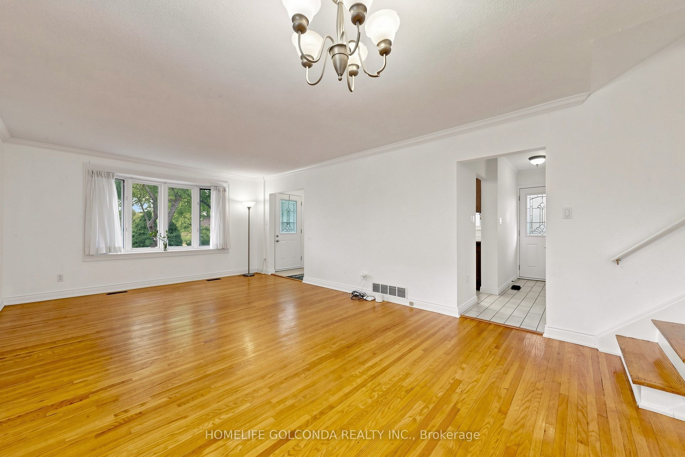 21 Grove Park Crescent Property Photo 8