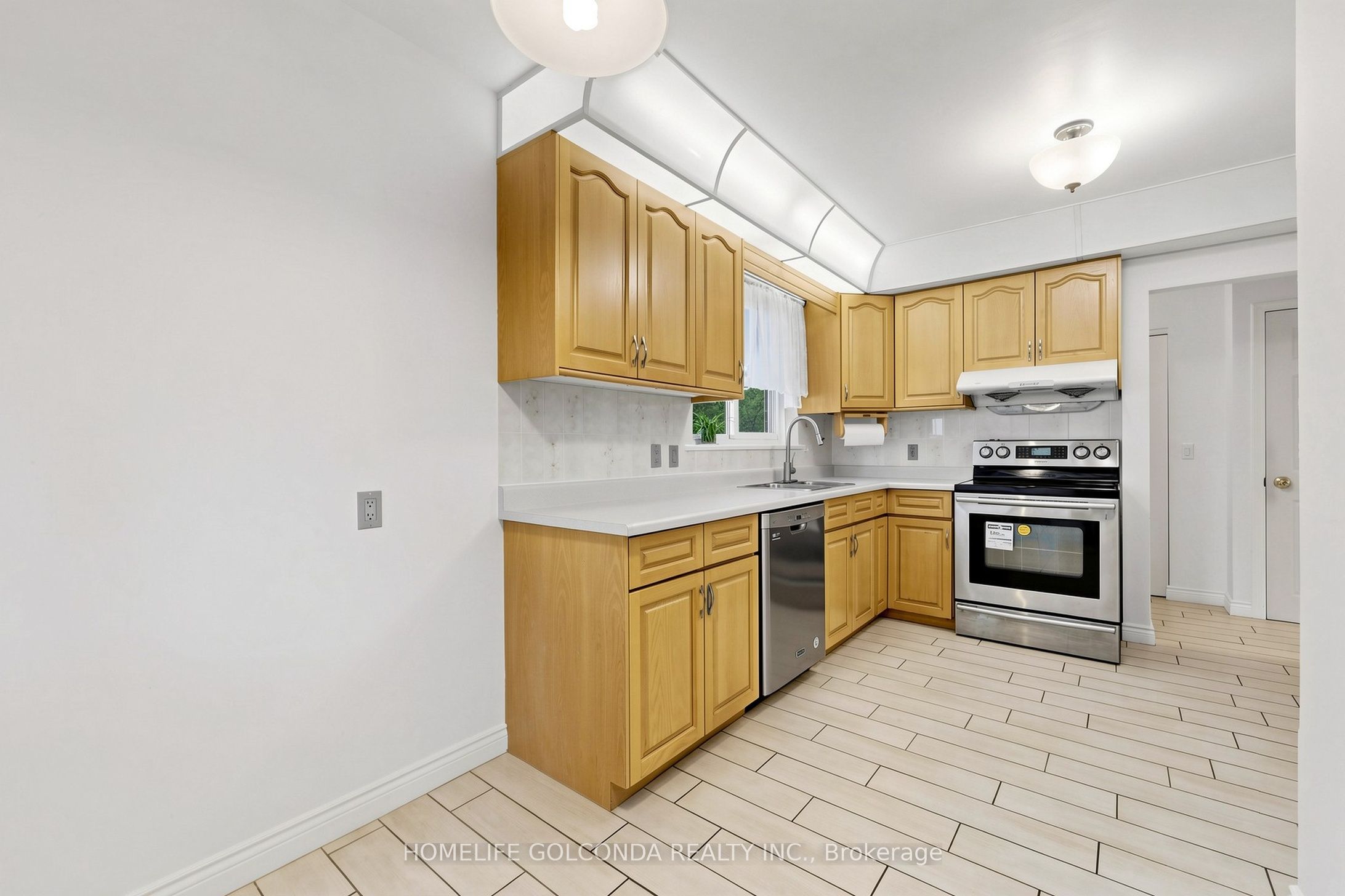 21 Grove Park Crescent Property Photo 10