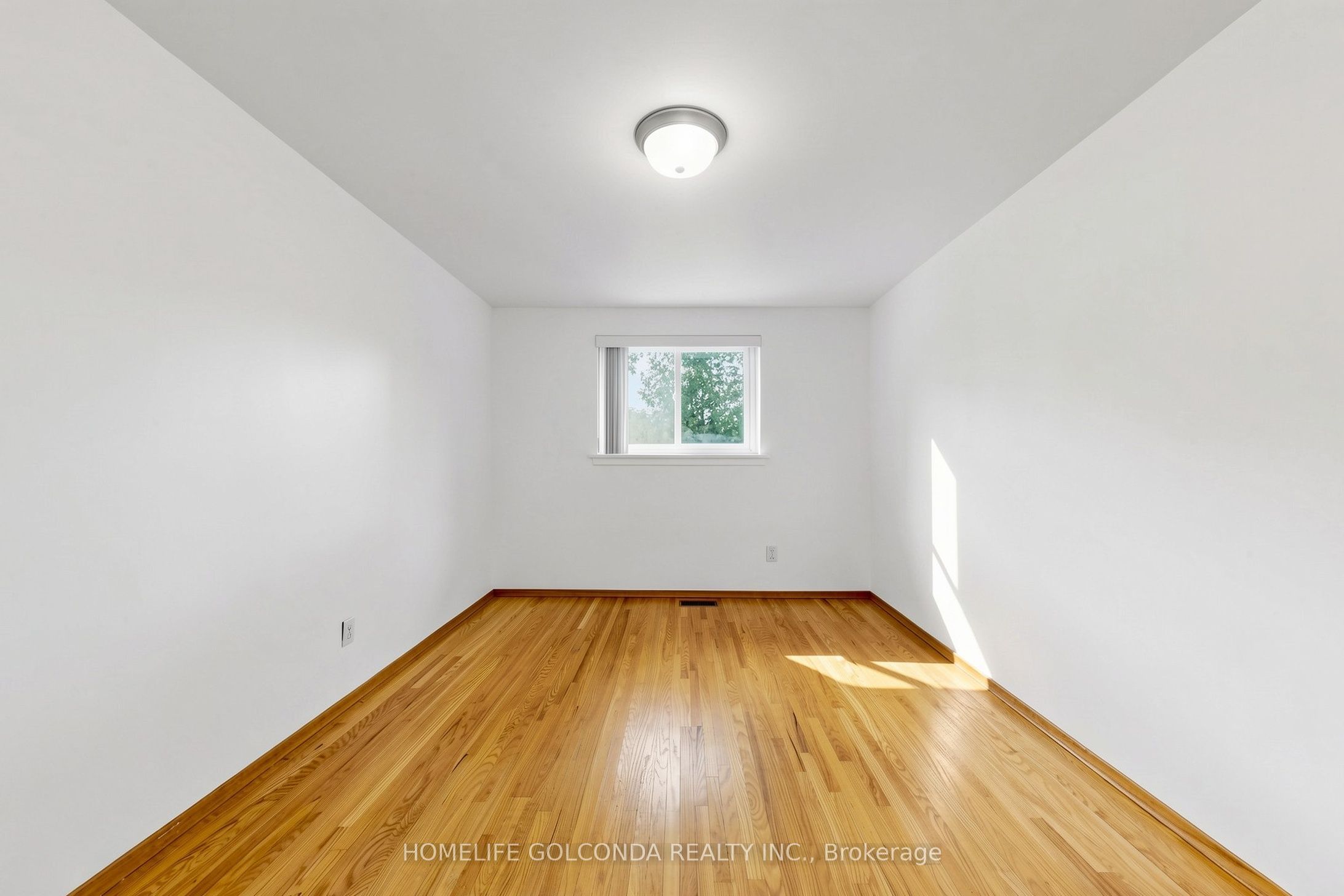 21 Grove Park Crescent Property Photo 17