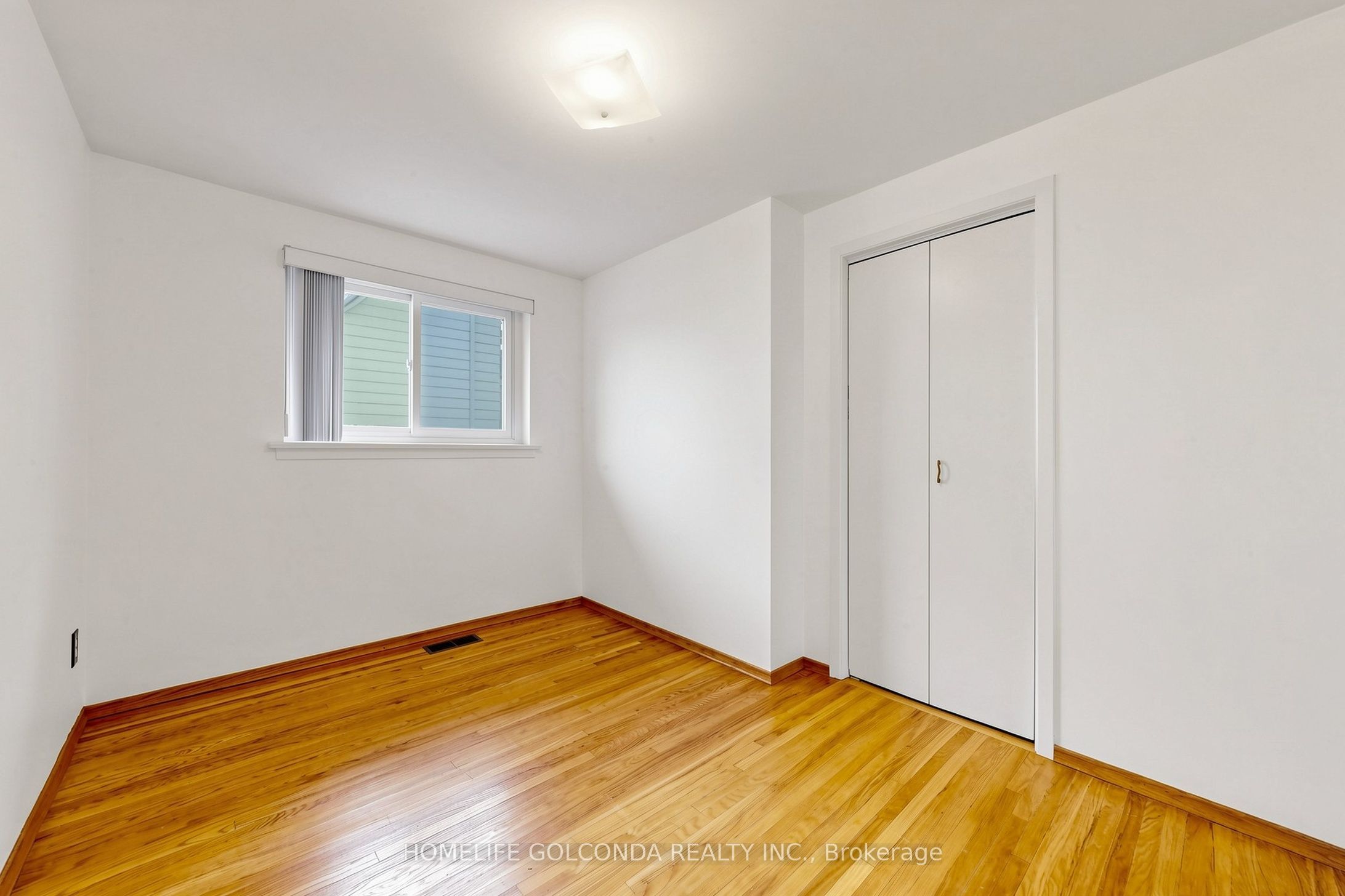 21 Grove Park Crescent Property Photo 20