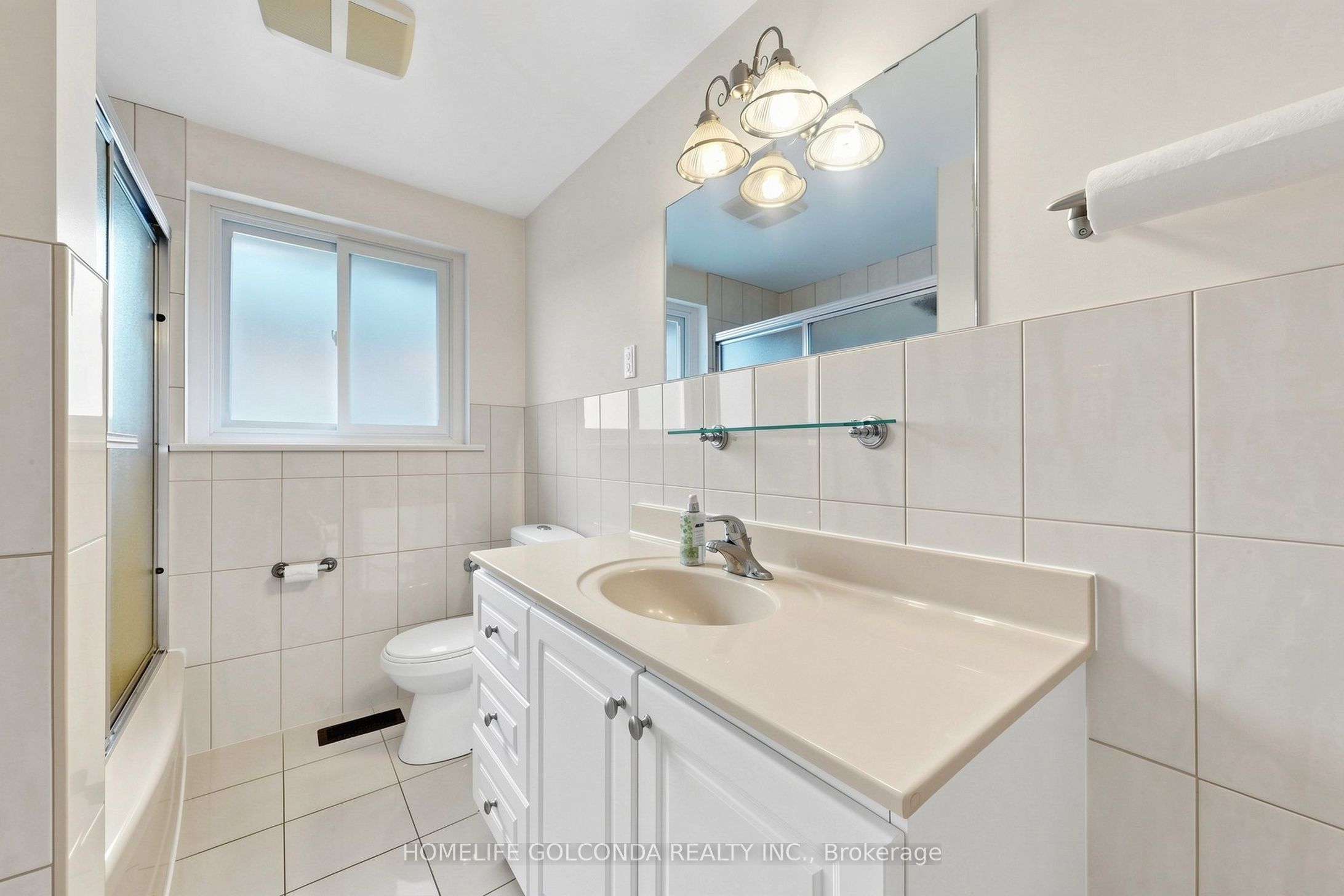 21 Grove Park Crescent Property Photo 22