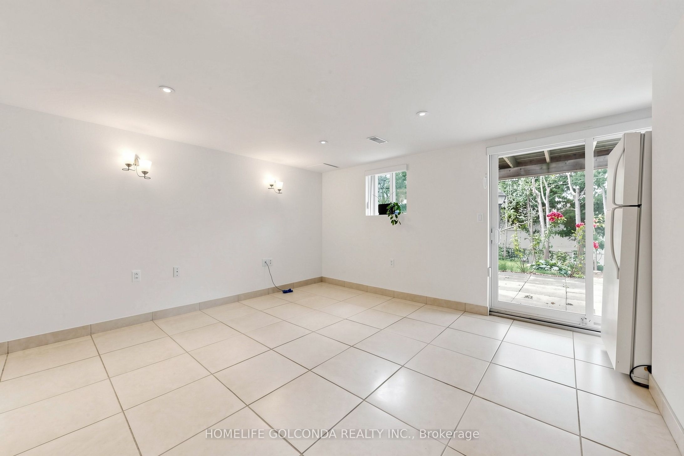 21 Grove Park Crescent Property Photo 24